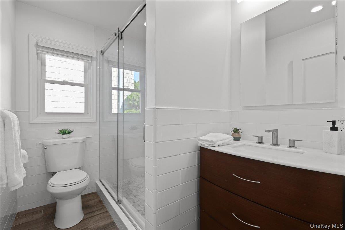 214 Frank Avenue Property Photo 15
