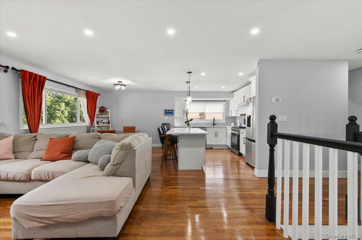 187 Catherine Street Property Photo 13