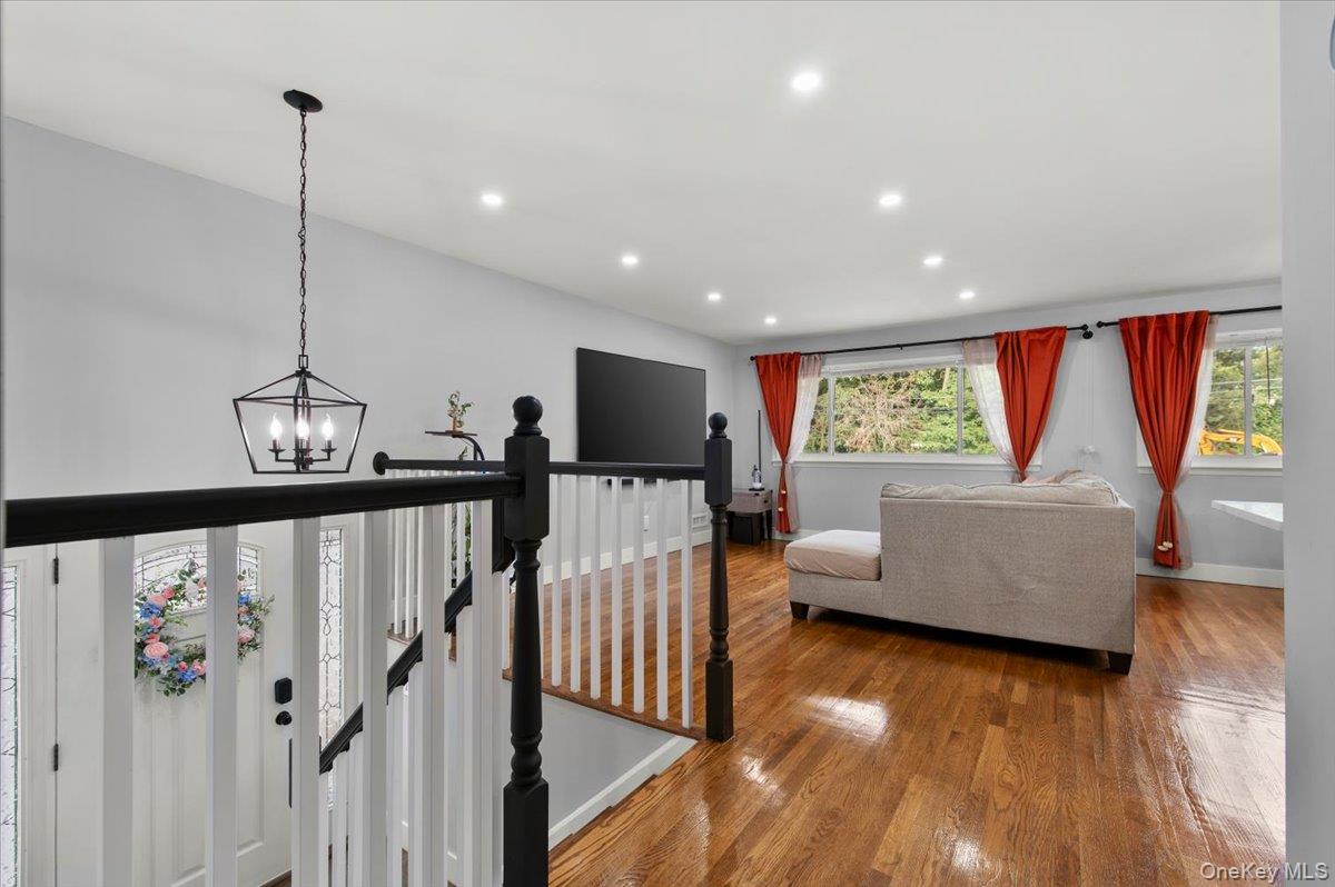187 Catherine Street Property Photo 17