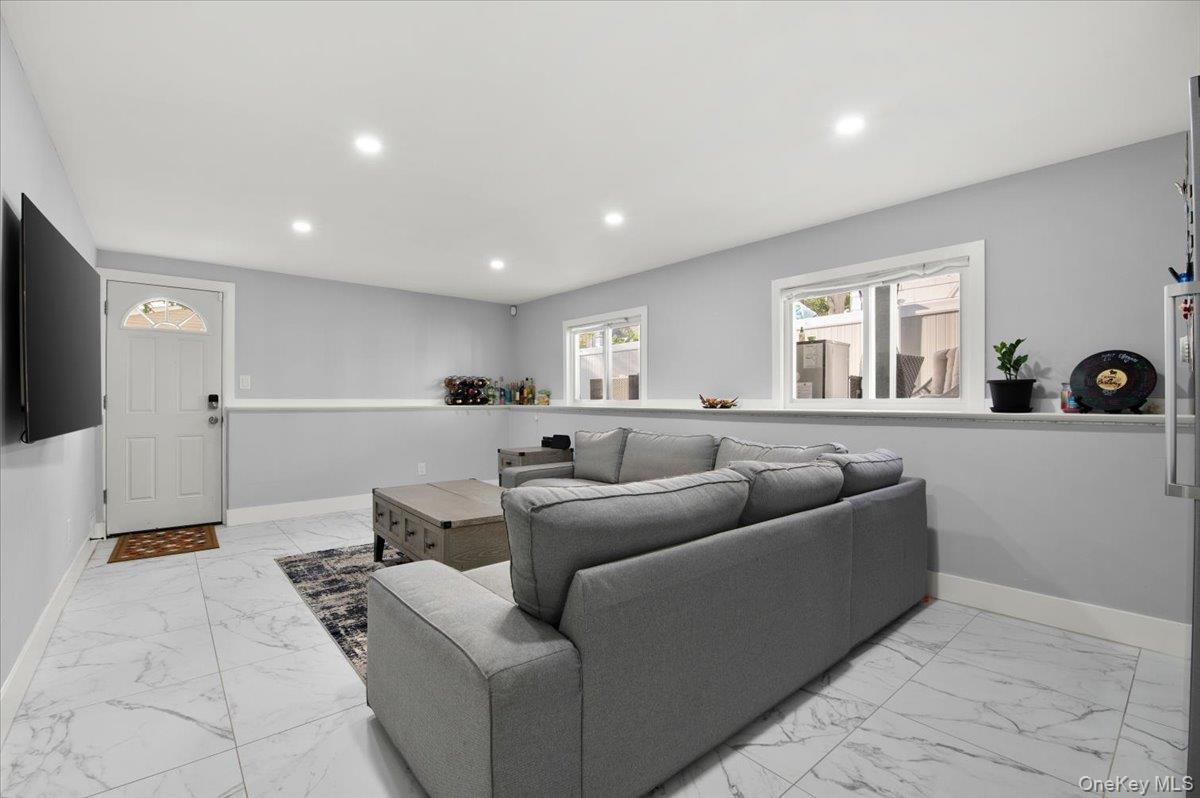 187 Catherine Street Property Photo 27