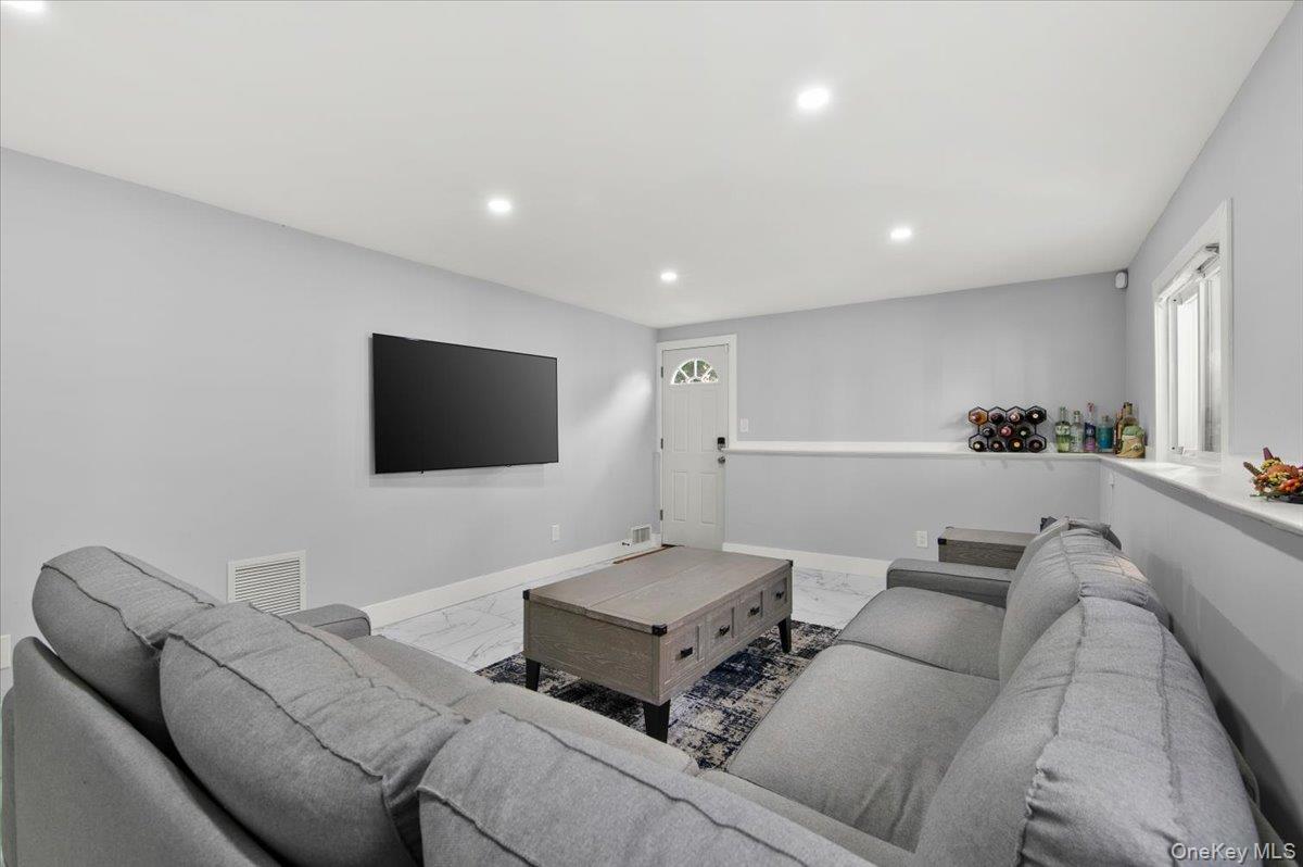 187 Catherine Street Property Photo 28