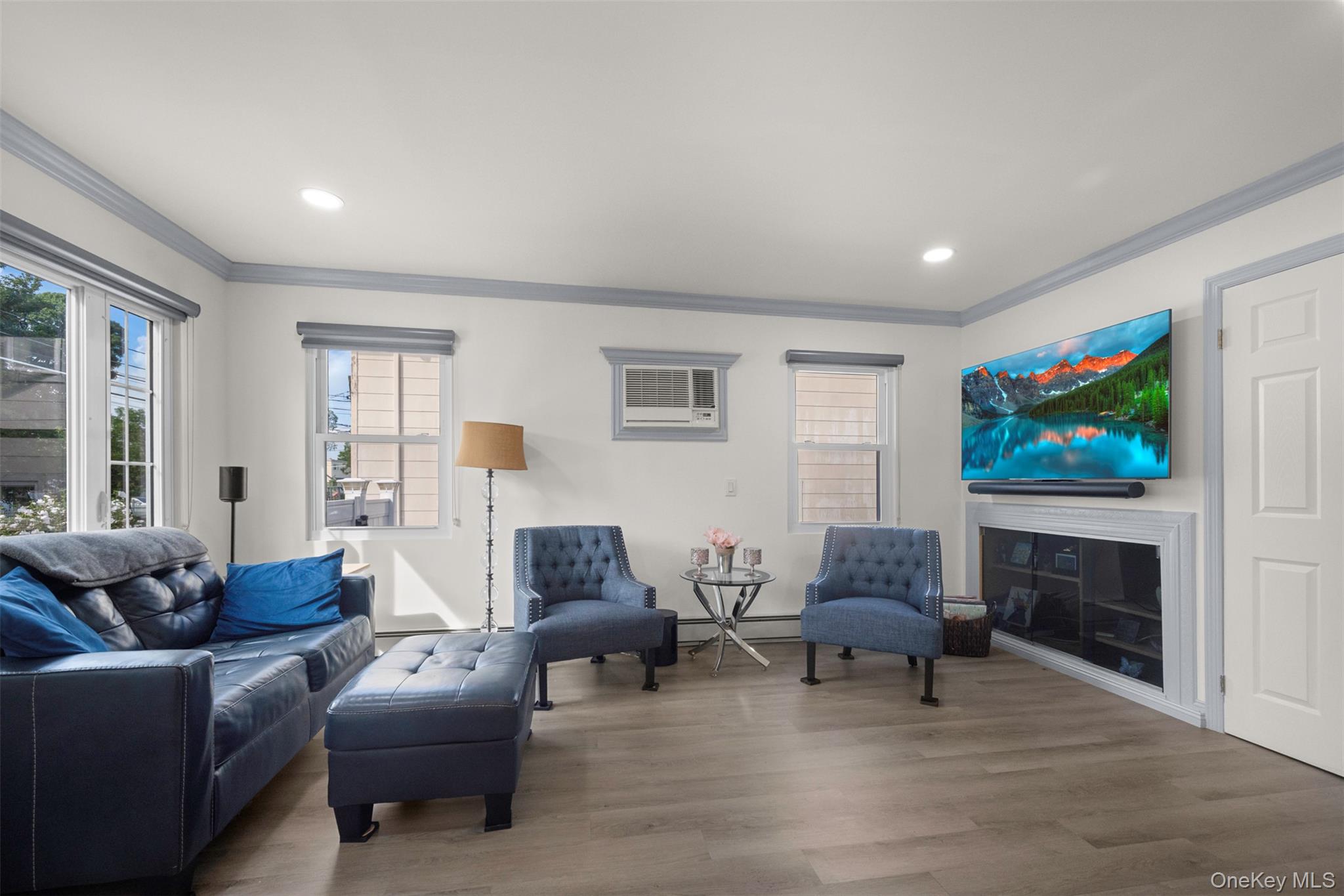 111 Woodside Avenue Property Photo 8