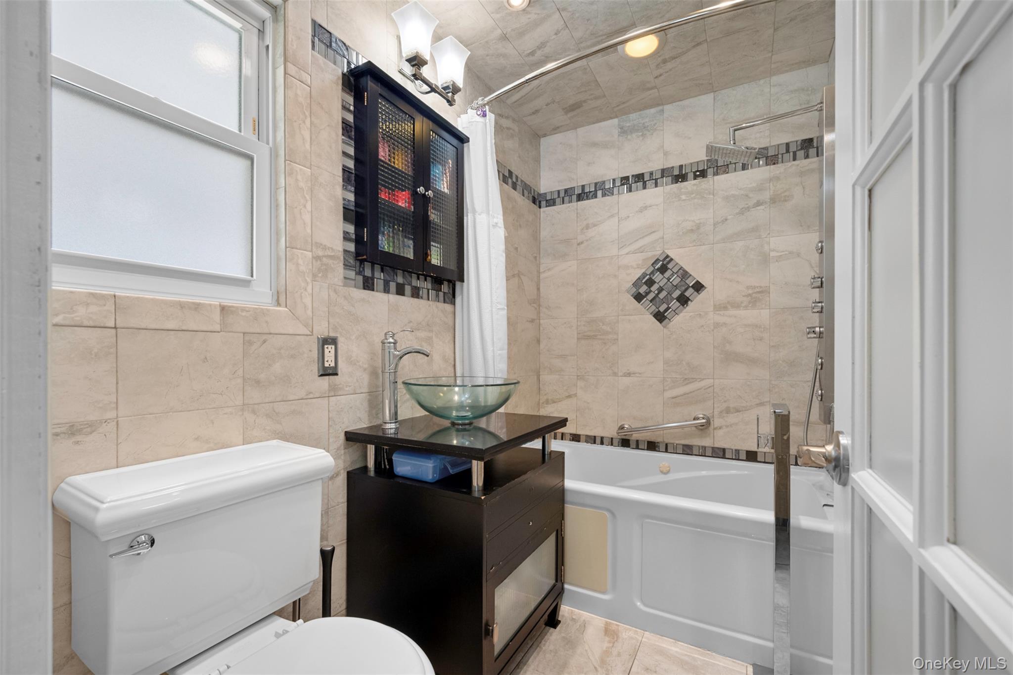111 Woodside Avenue Property Photo 27