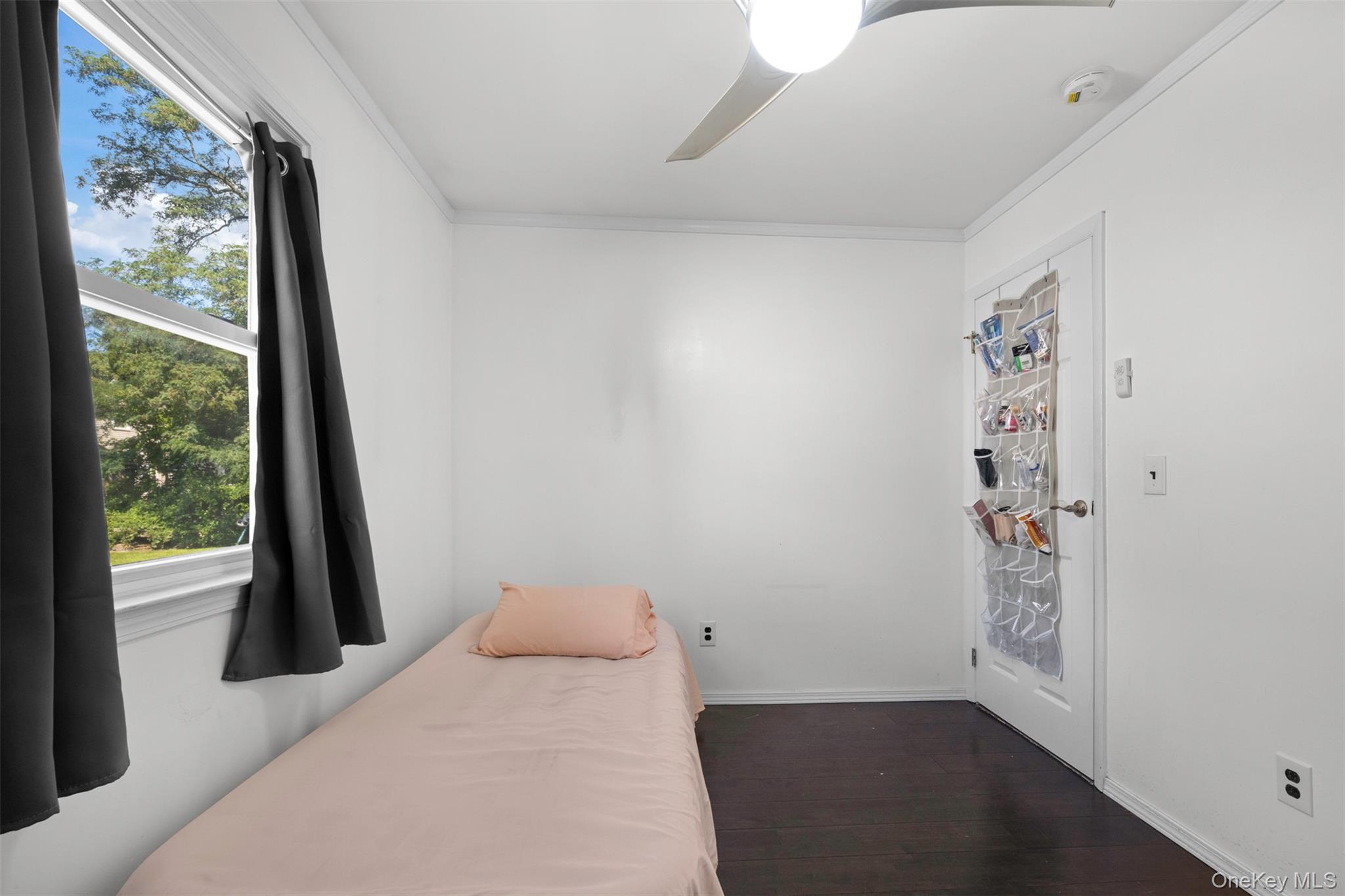111 Woodside Avenue Property Photo 33