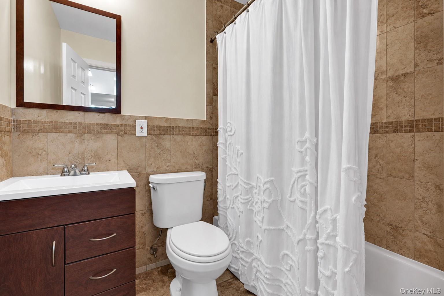 11 Palm Street Property Photo 14