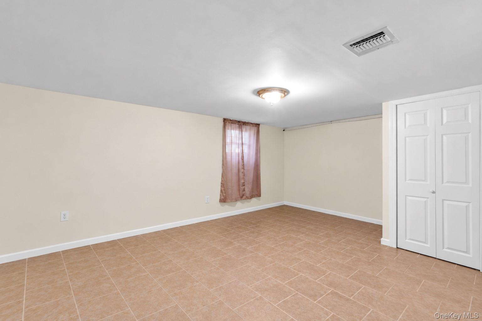 11 Palm Street Property Photo 22