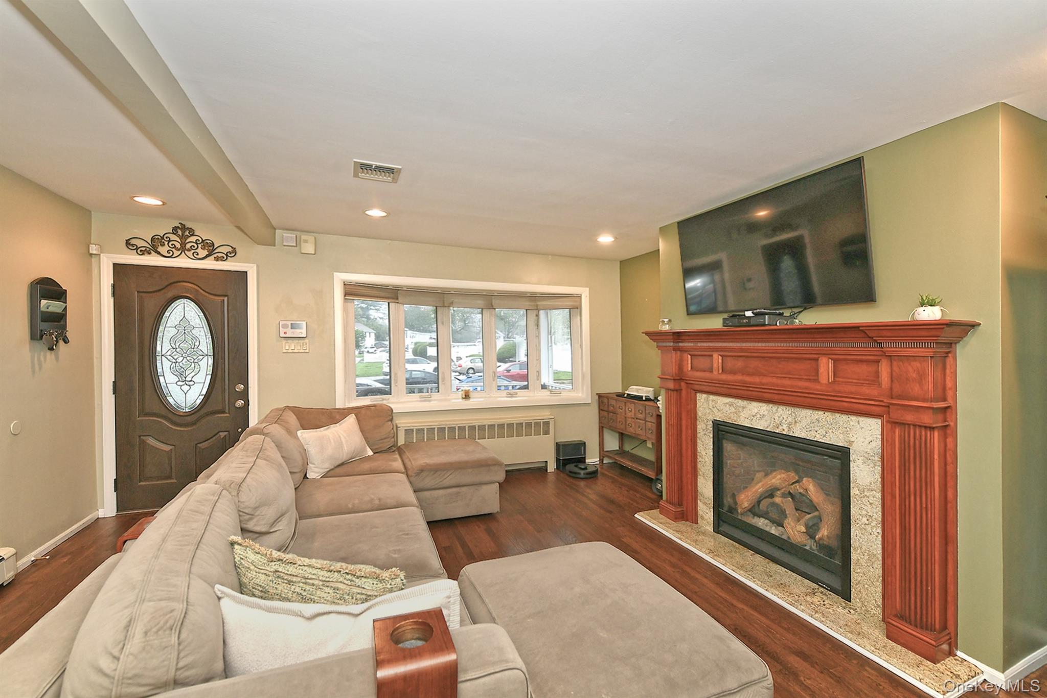 3730 Bernard Drive Property Photo 10