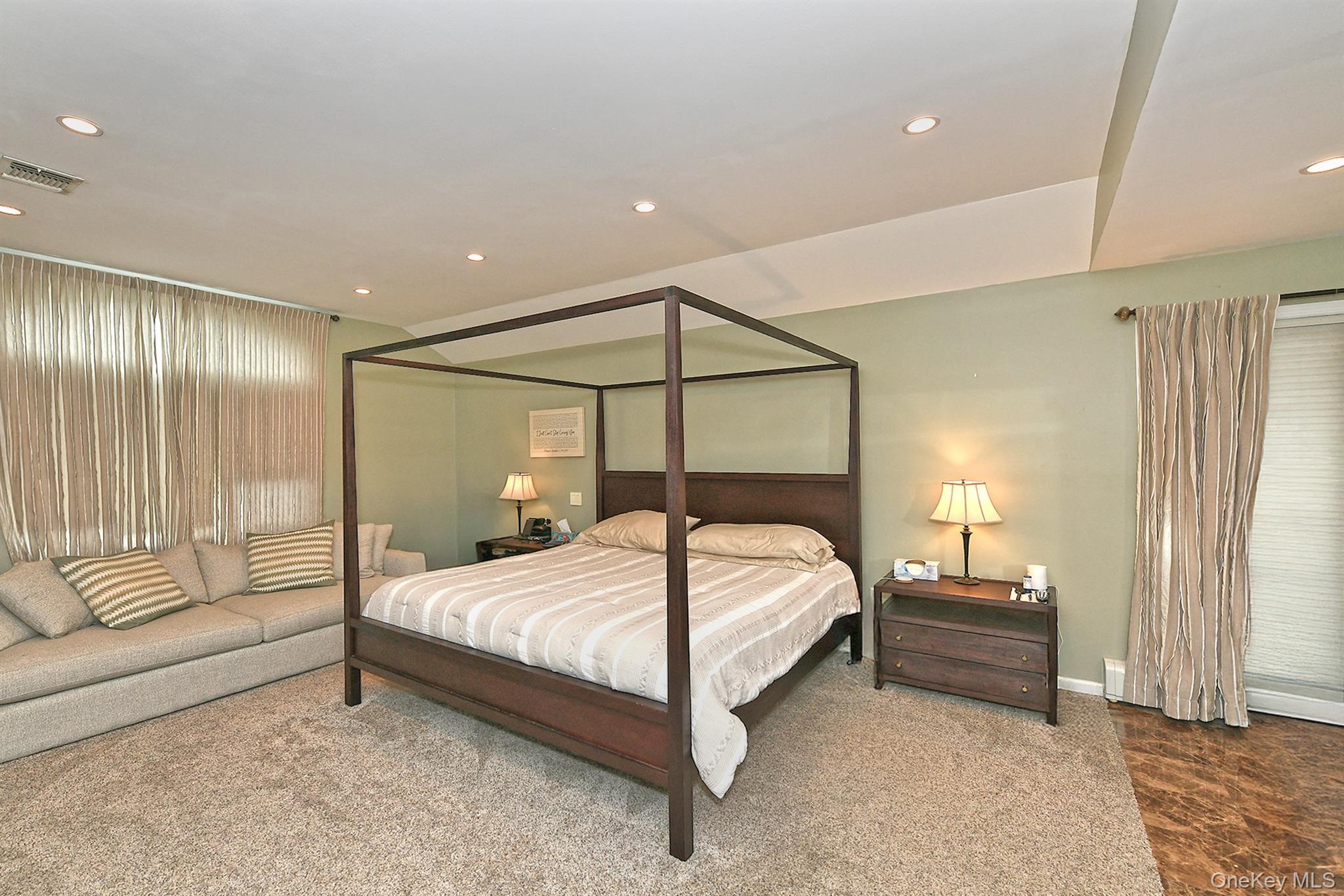 3730 Bernard Drive Property Photo 18