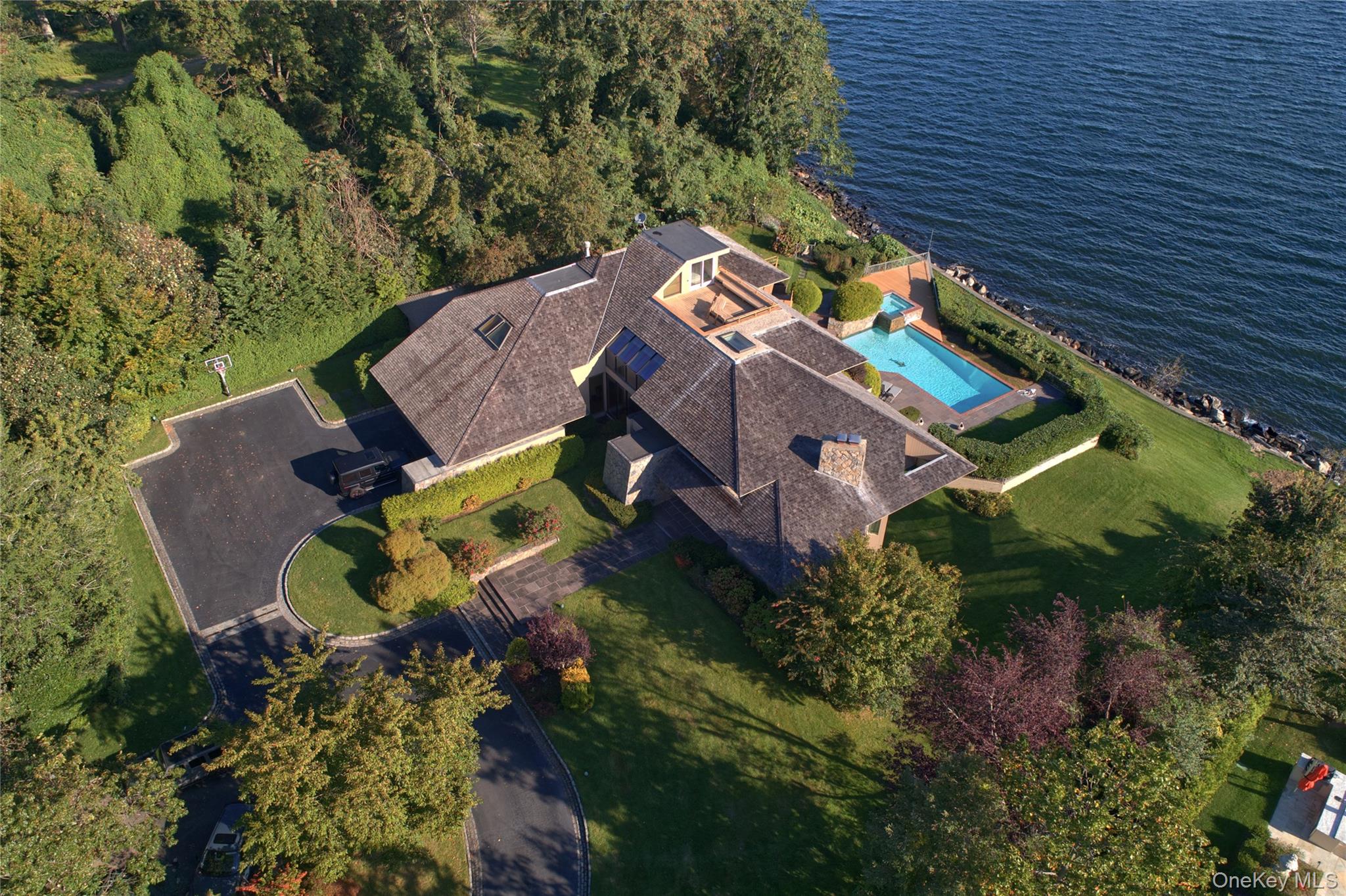 15 Gatsby Lane Property Photo 11