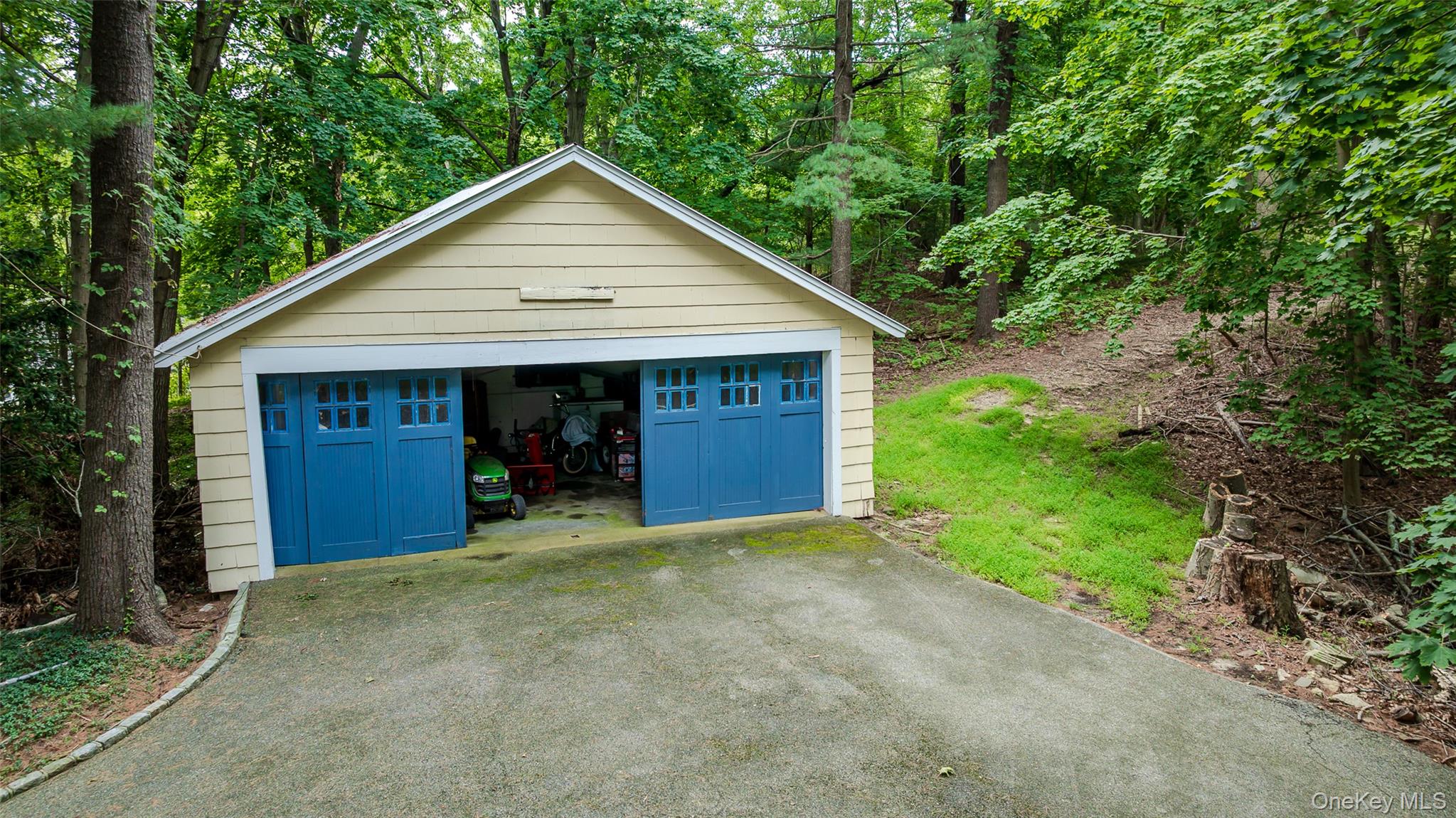51 Lake Avenue Property Photo 42