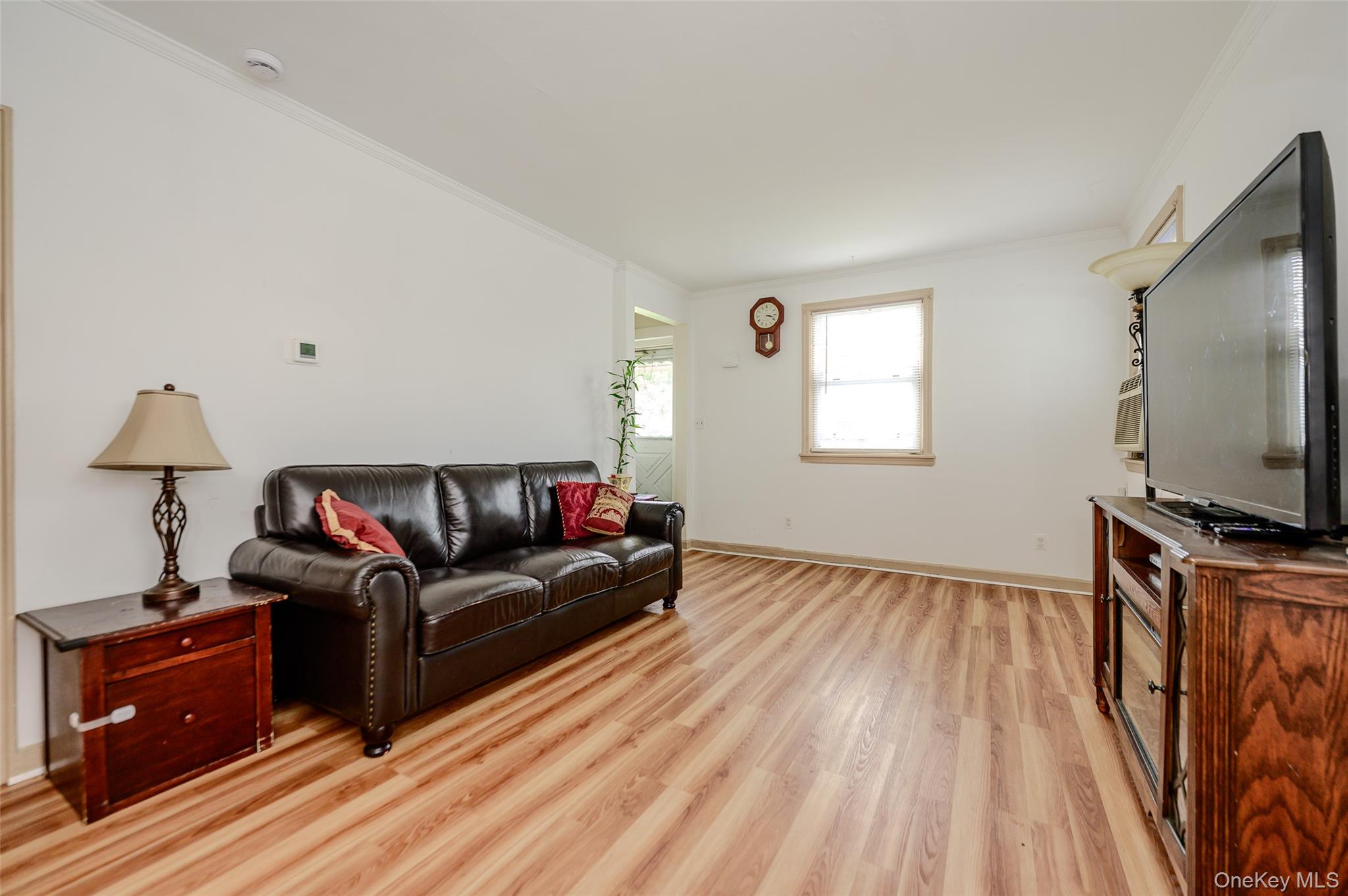 596 Irving Street Property Photo 2