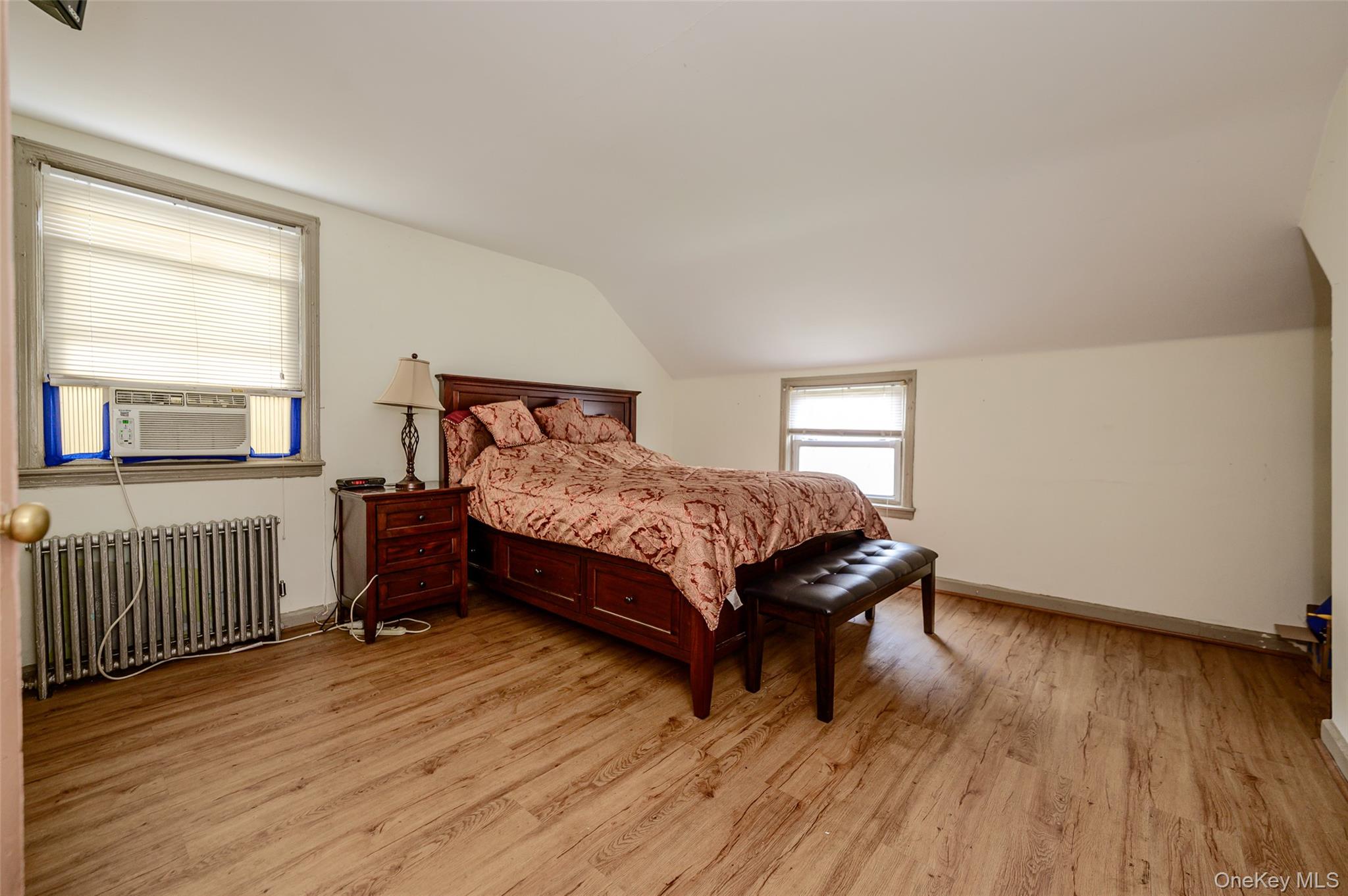 596 Irving Street Property Photo 11