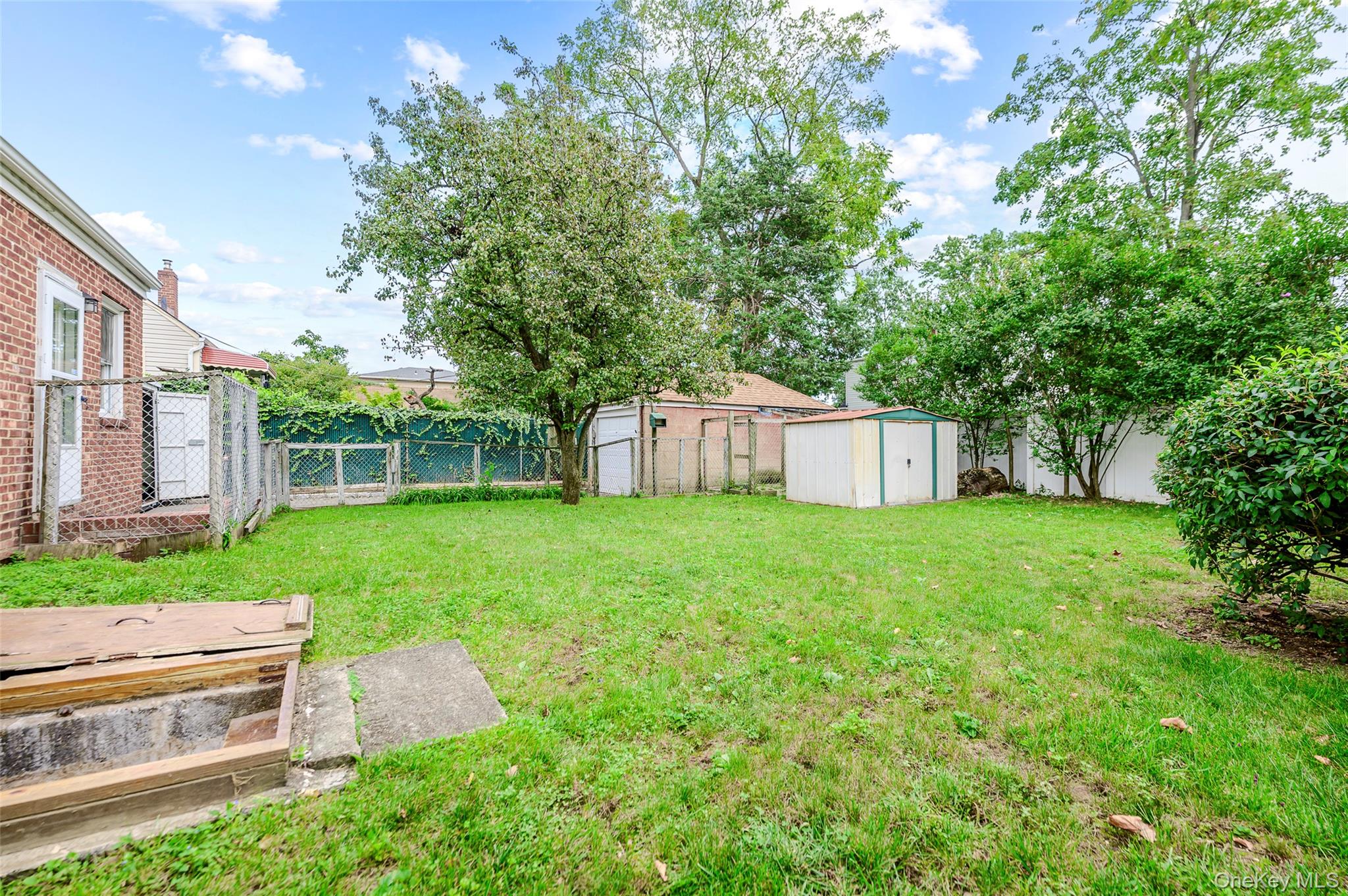 596 Irving Street Property Photo 19
