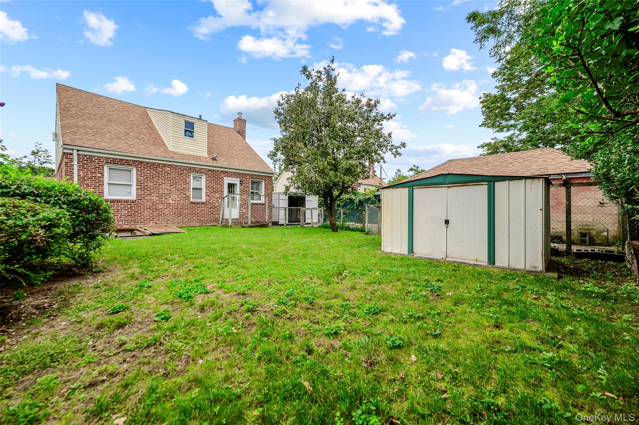 596 Irving Street Property Photo 20