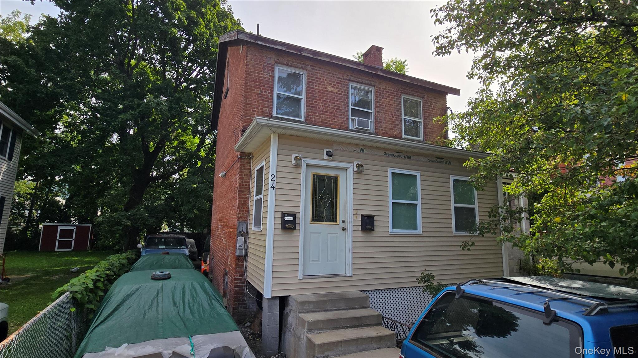24 S Elm Street Property Photo 1