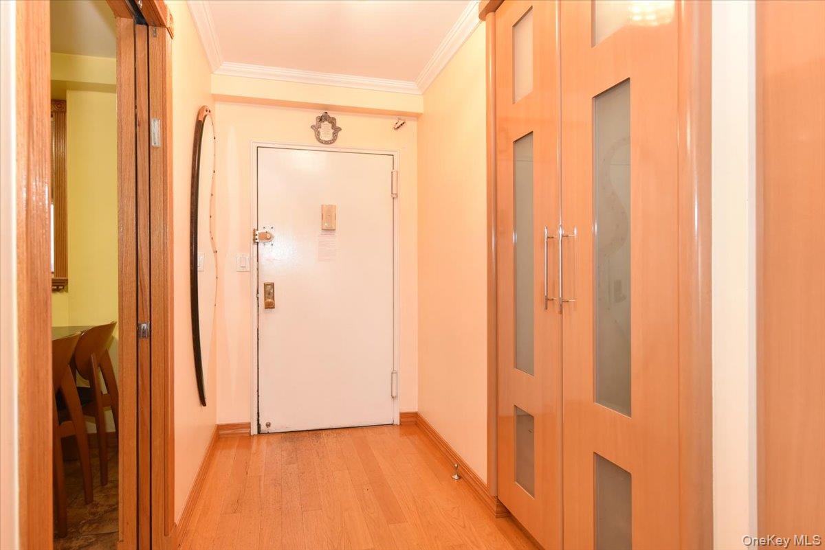 9737 63rd Road 10e Property Photo 4