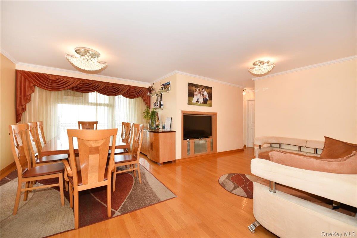 9737 63rd Road 10e Property Photo 8