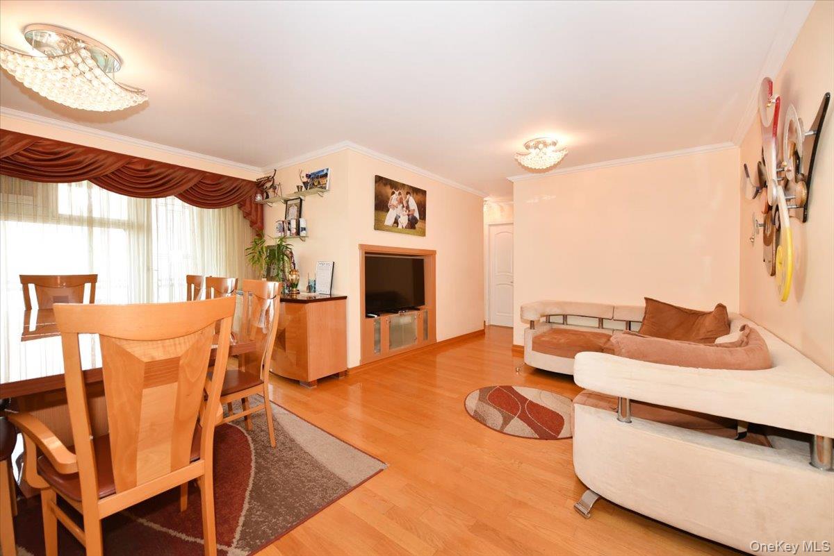 9737 63rd Road 10e Property Photo 10