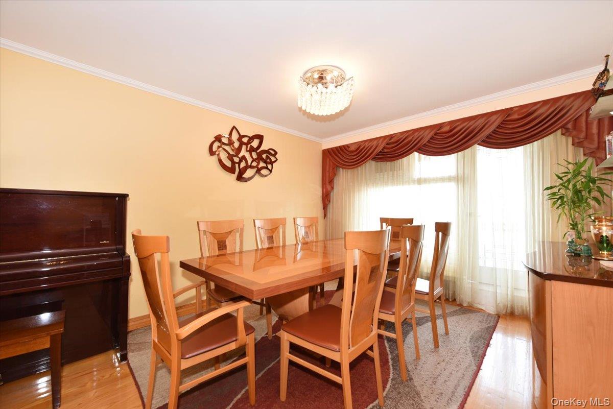 9737 63rd Road 10e Property Photo 12