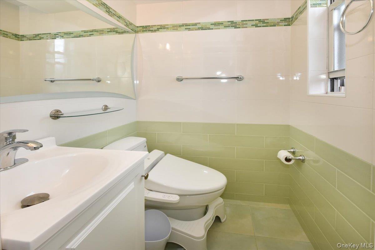 9737 63rd Road 10e Property Photo 20