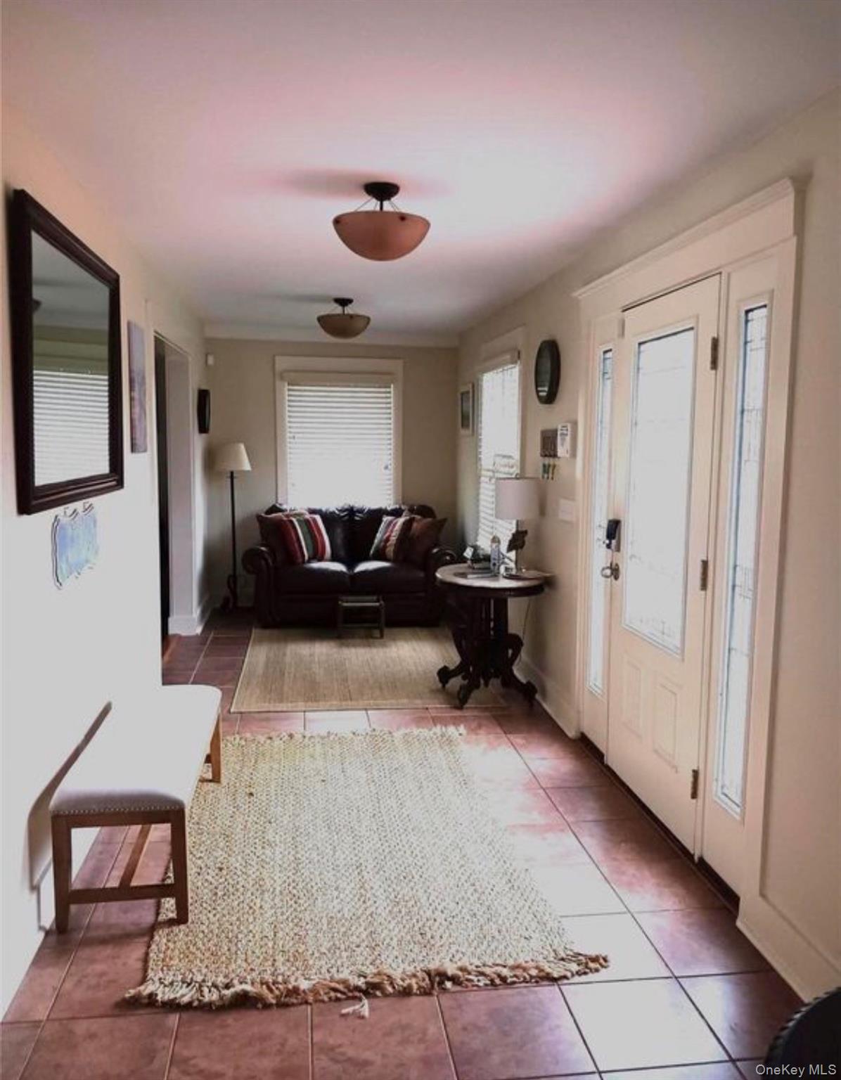 572 Montauk Highway Property Photo 2