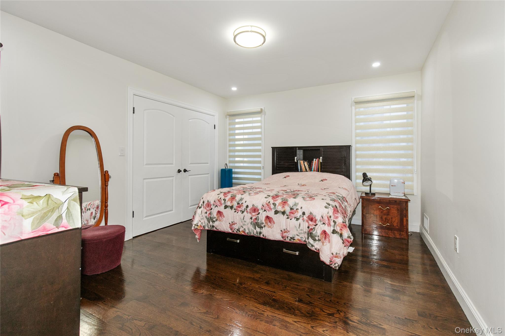 1519 New Hyde Park Drive Property Photo 36