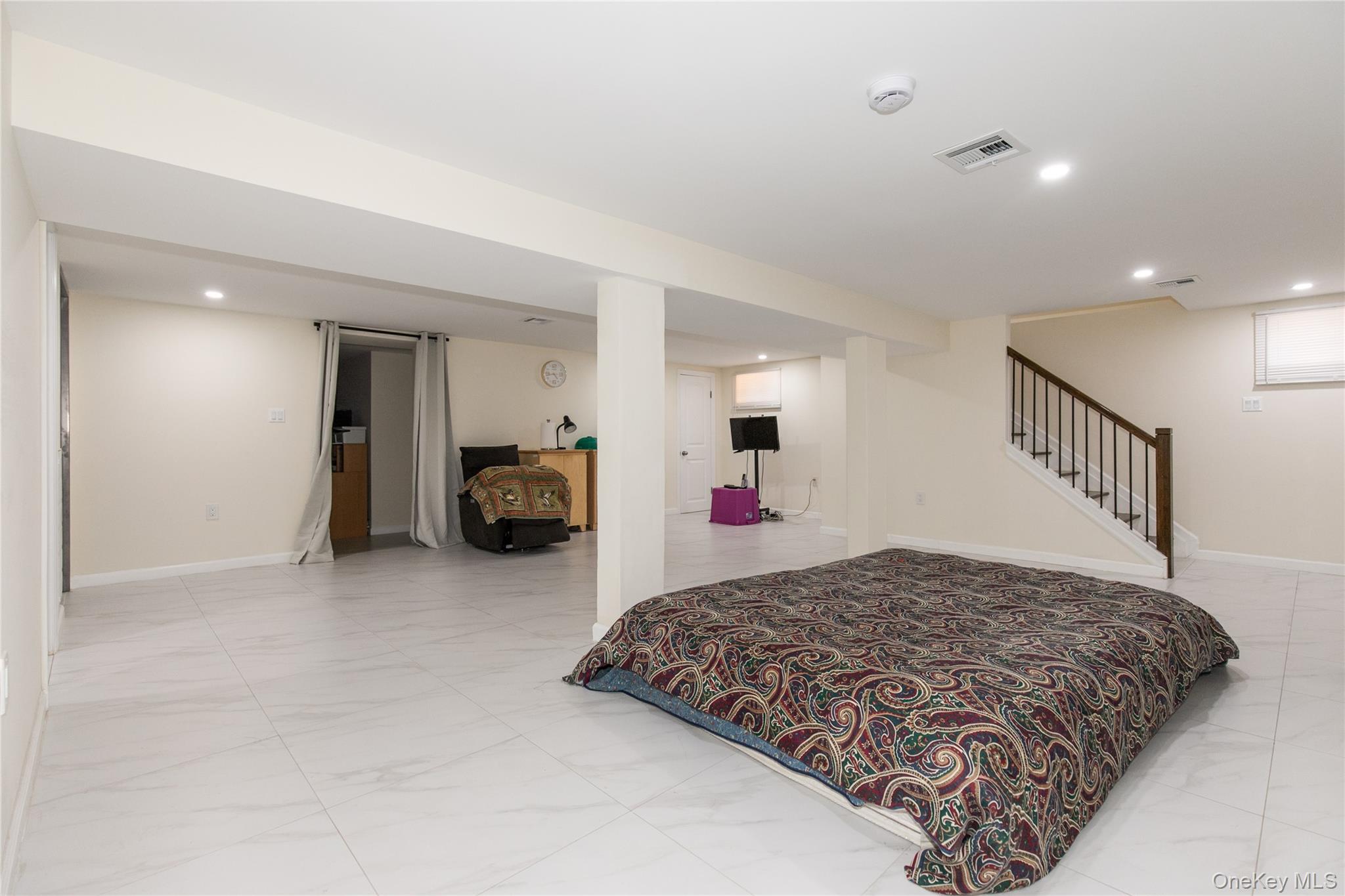 1519 New Hyde Park Drive Property Photo 40
