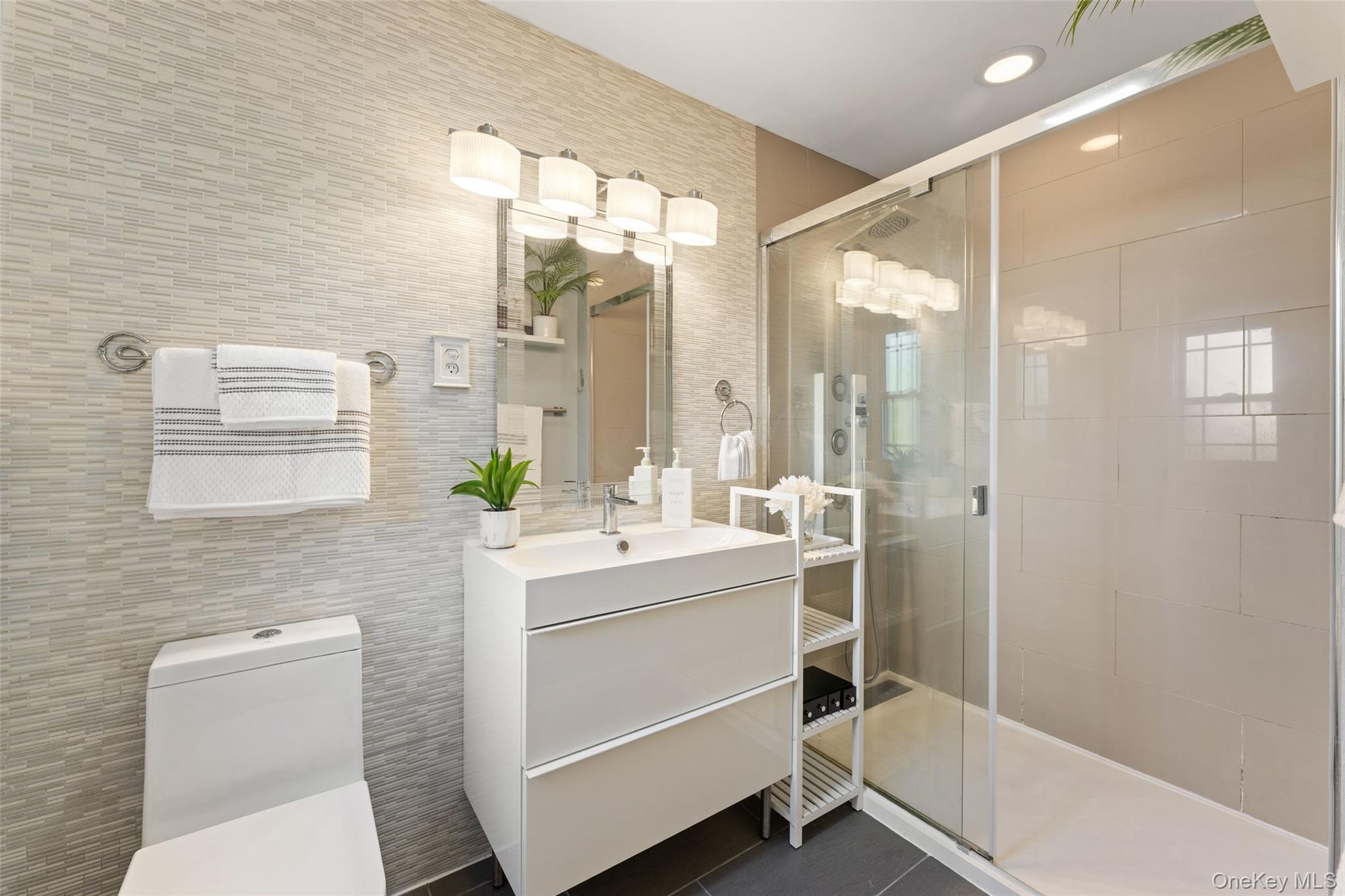 12 Longspur Road Property Photo 13