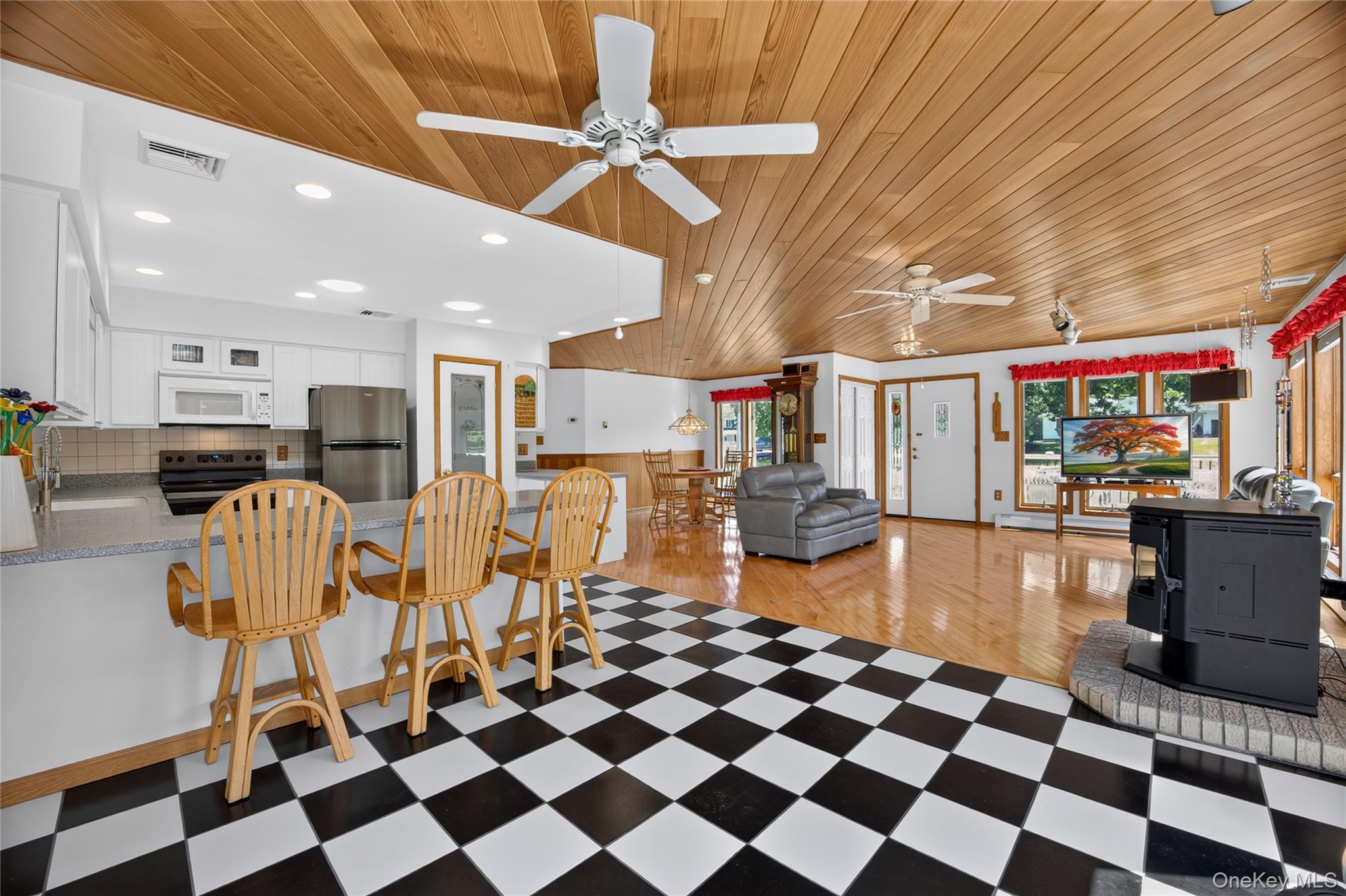 122 Dekay Road Property Photo 20
