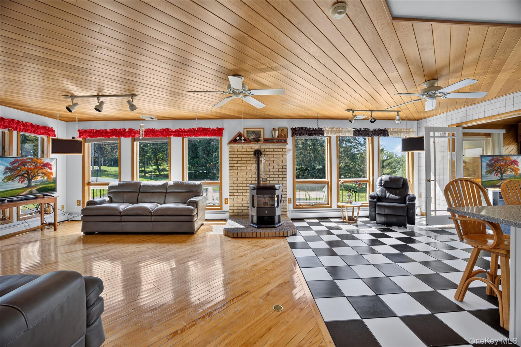 122 Dekay Road Property Photo 24