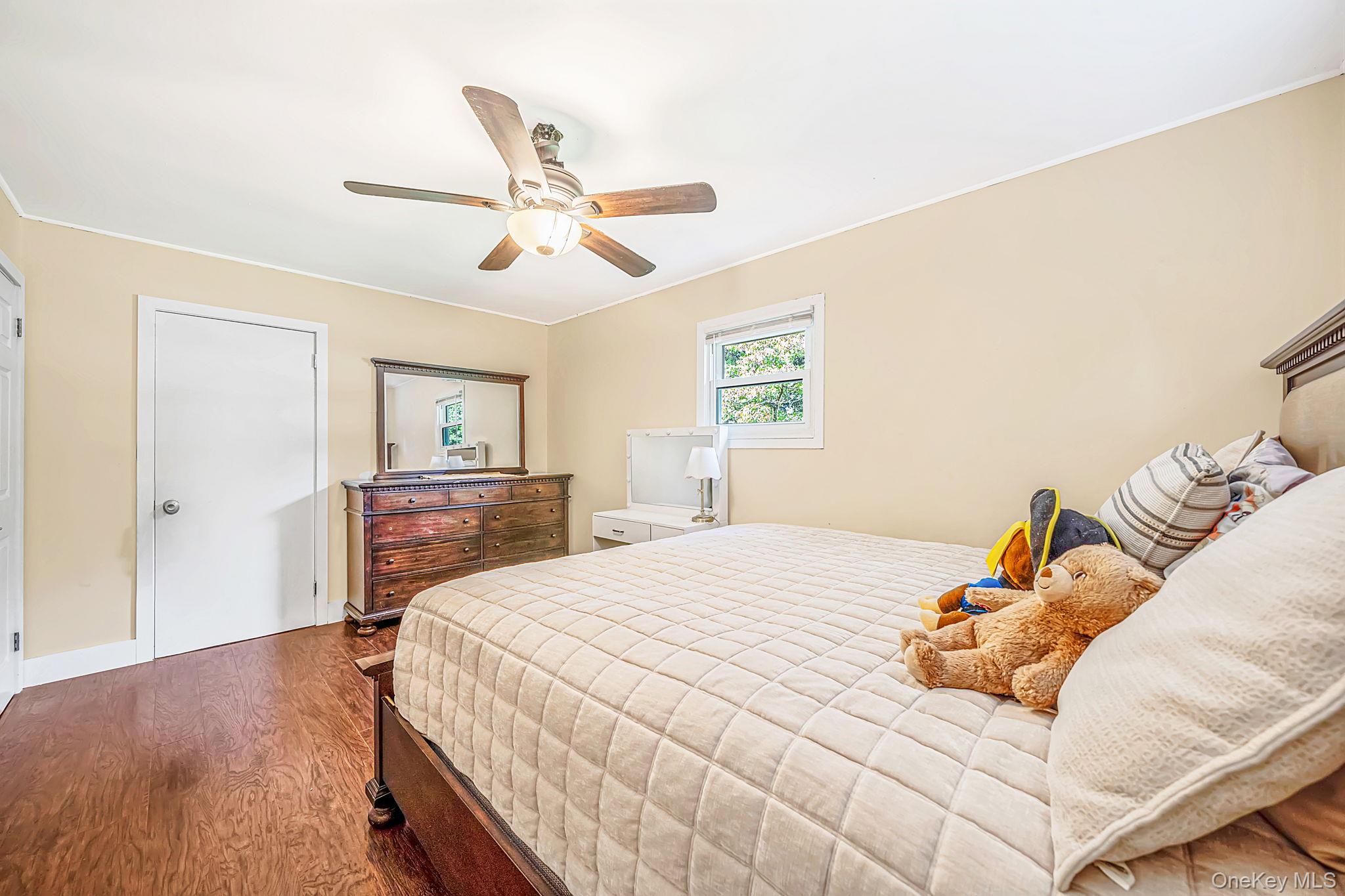 33 Pine Cone Street Property Photo 17
