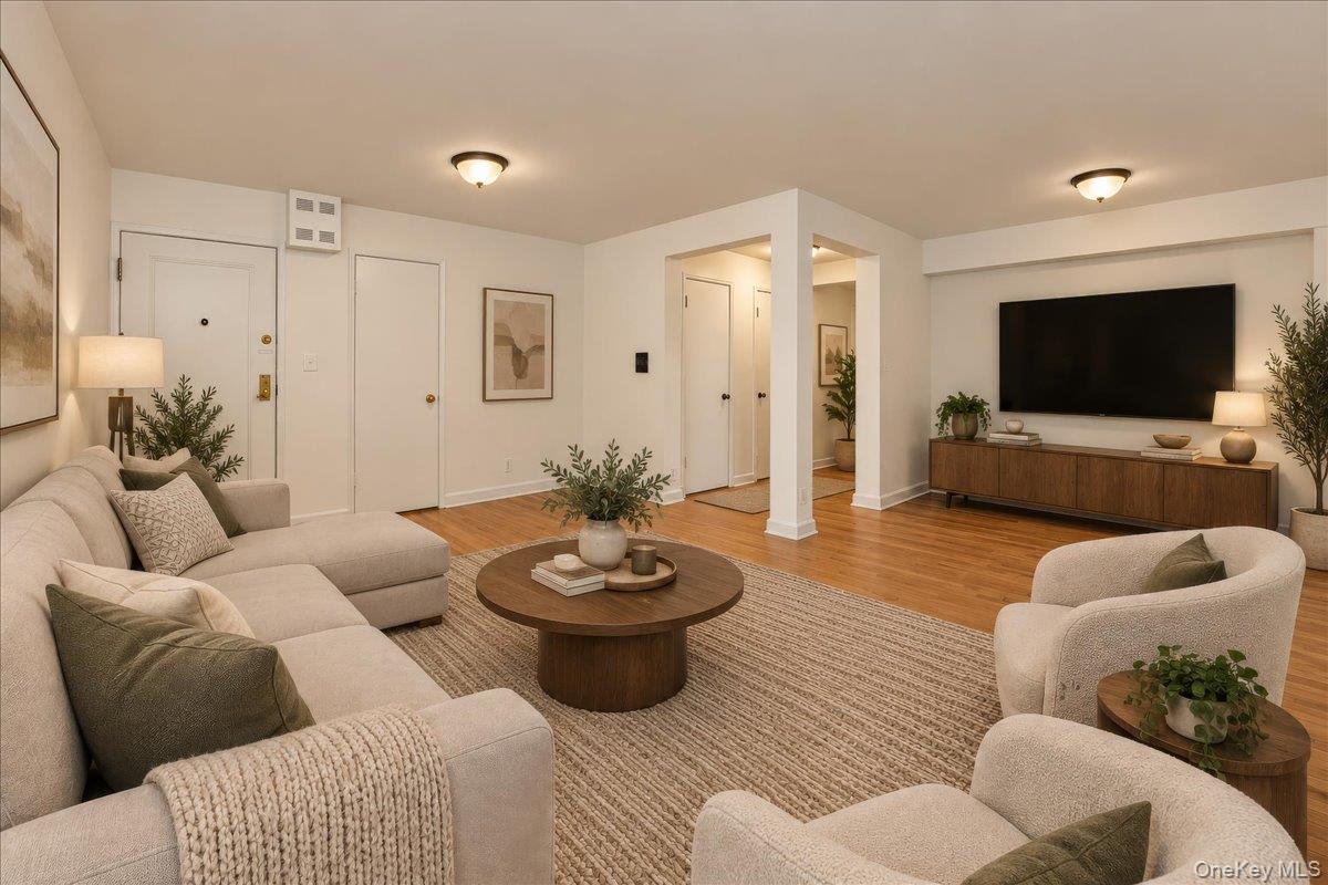 150 Ravine Avenue 3b Property Photo 15