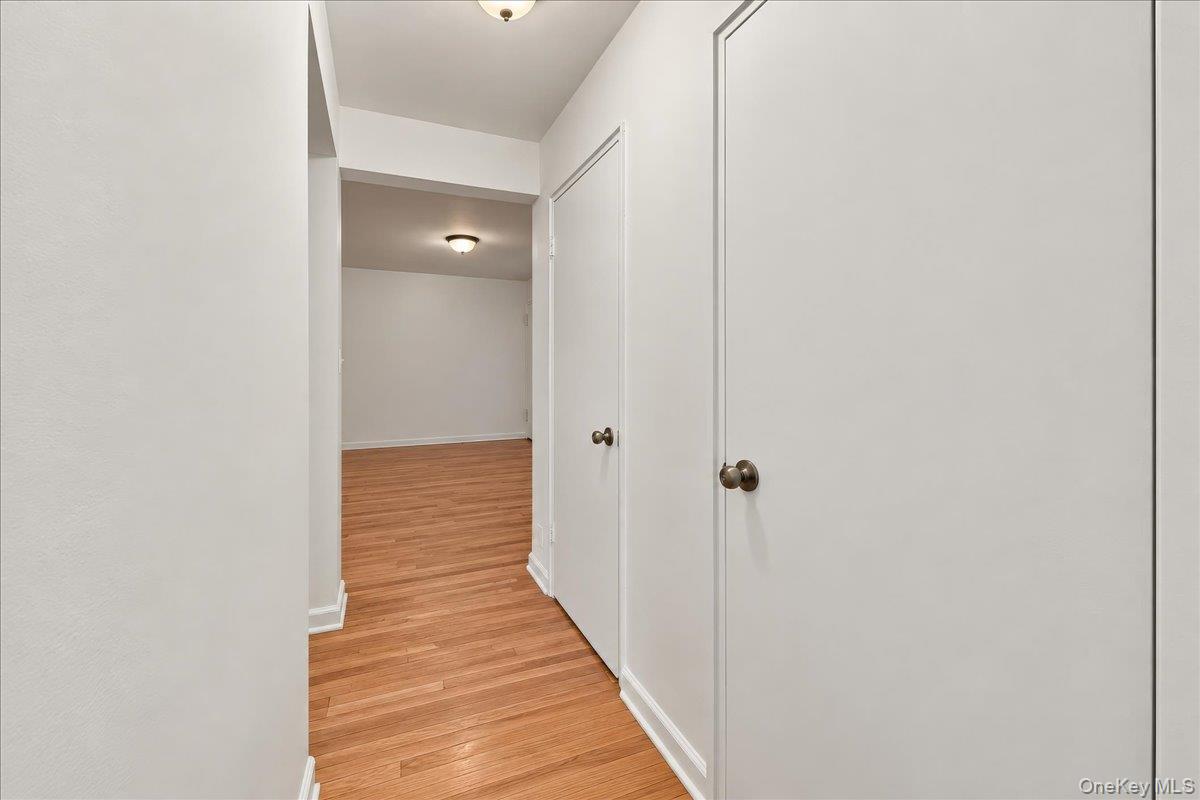 150 Ravine Avenue 3b Property Photo 16