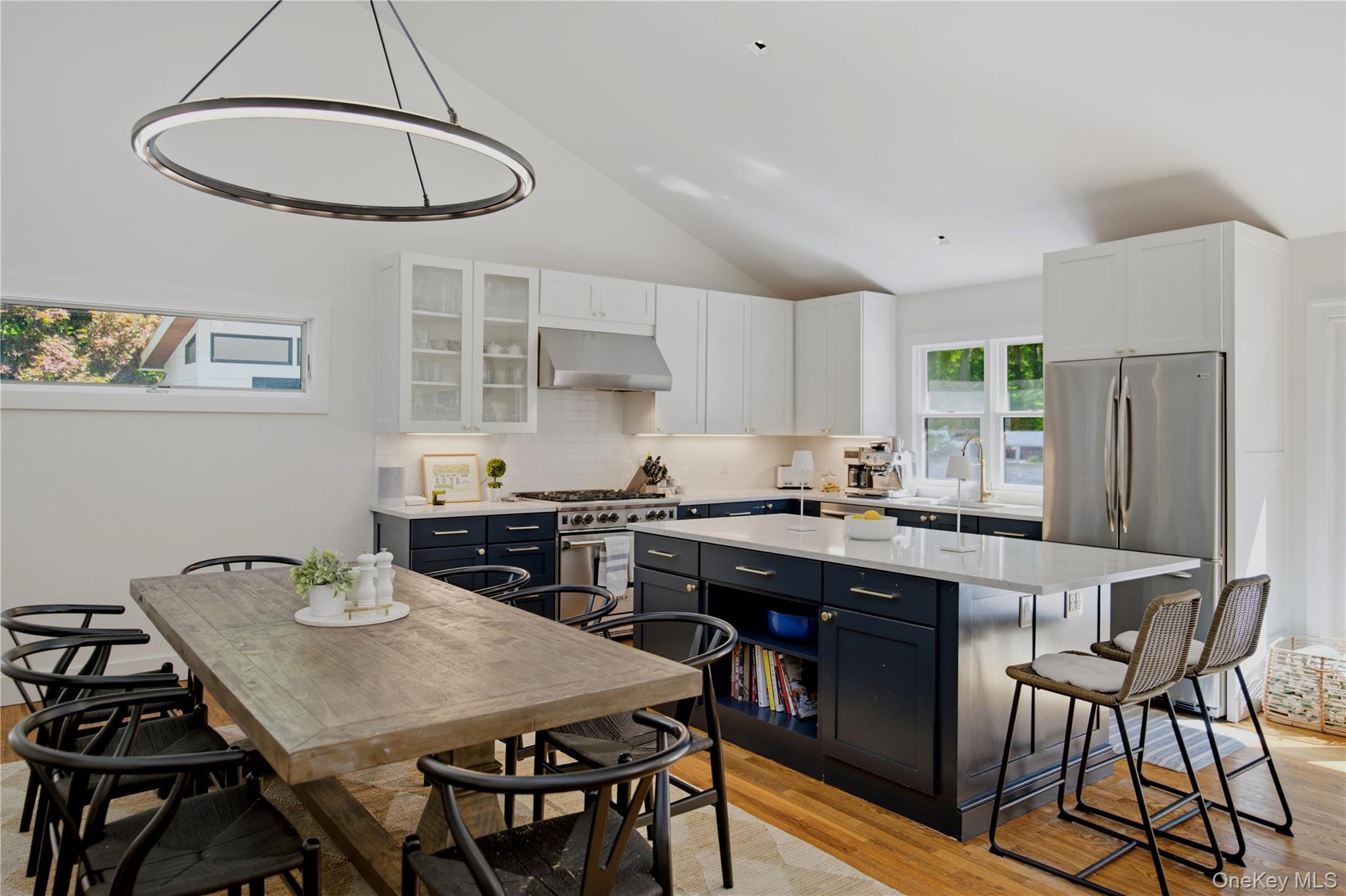 12 Surrey Court Property Photo 6
