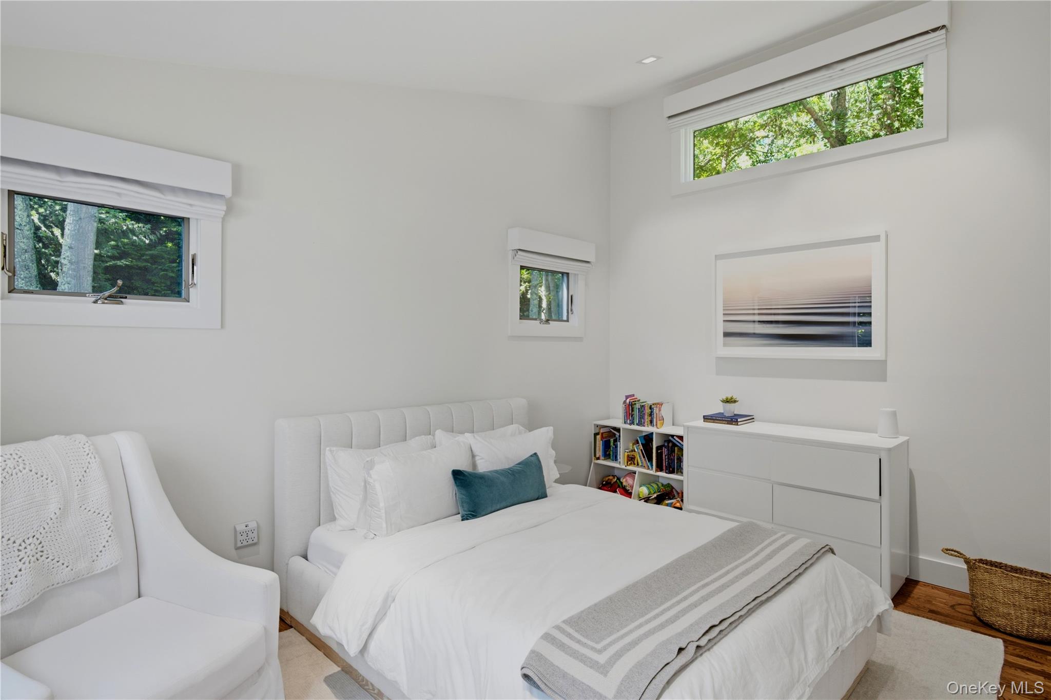 12 Surrey Court Property Photo 14