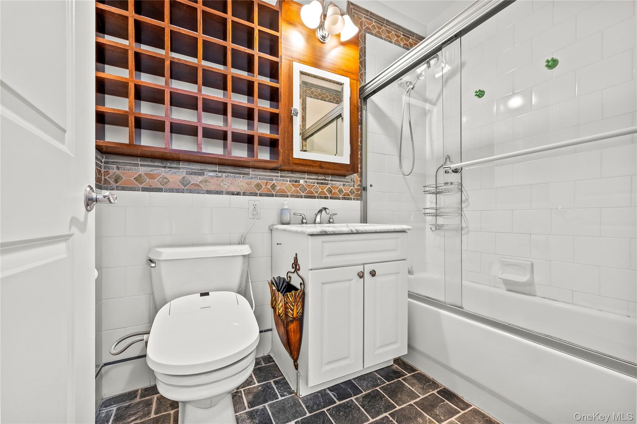 30-85 Vernon Boulevard 6e Property Photo 16