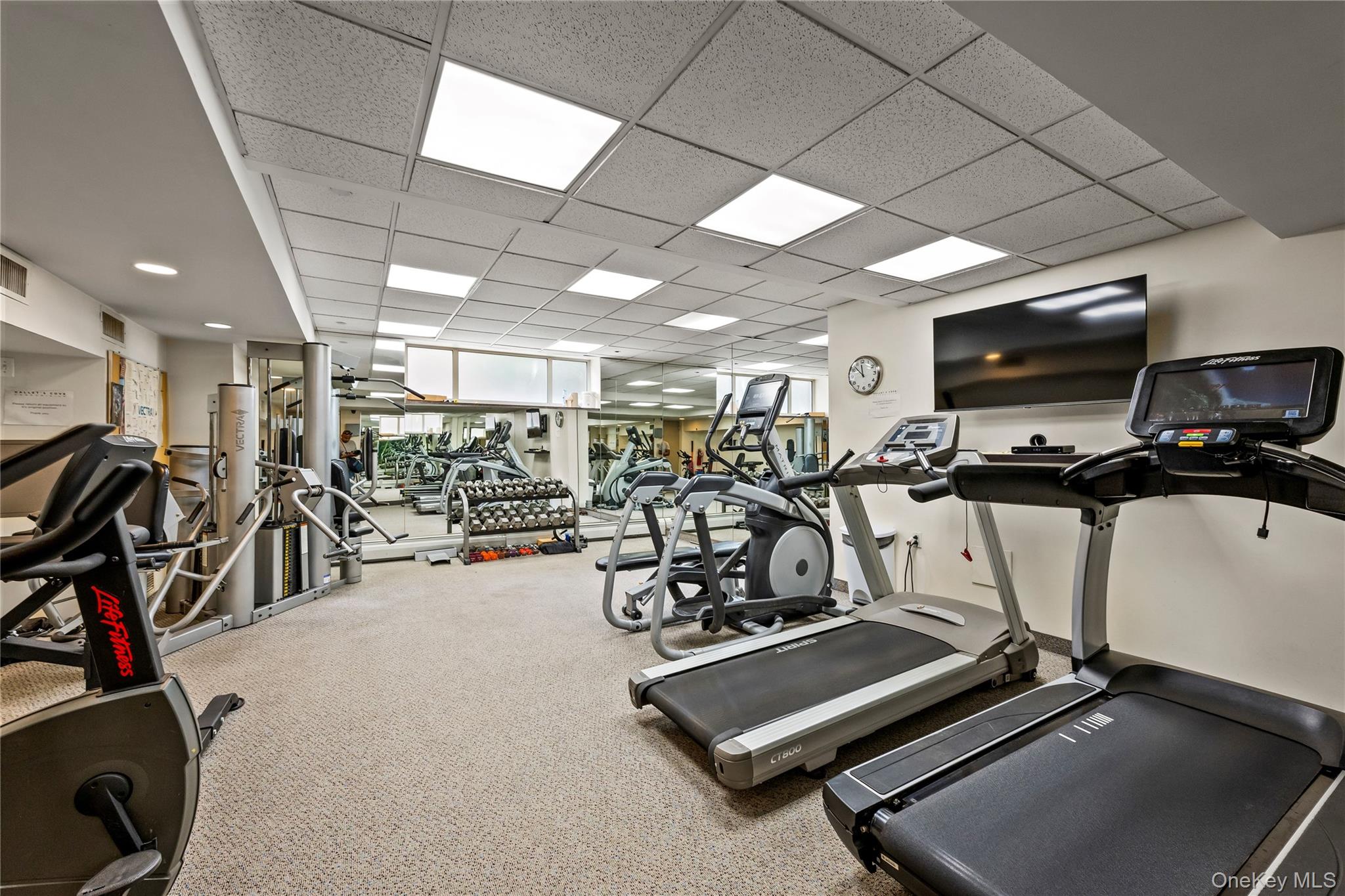 30-85 Vernon Boulevard 6e Property Photo 23