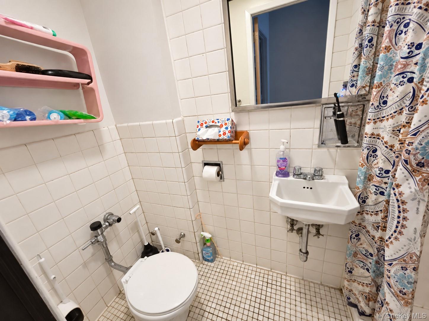 578 Remsen Avenue Property Photo 7