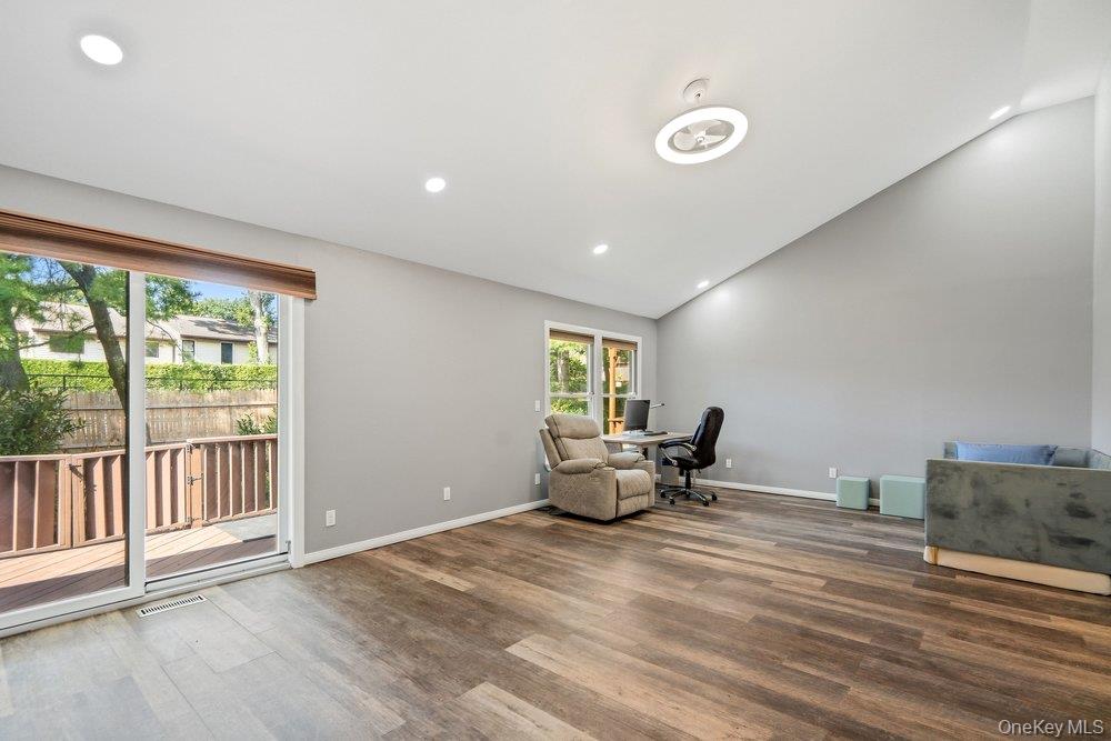 20 Hunt Court Property Photo 15
