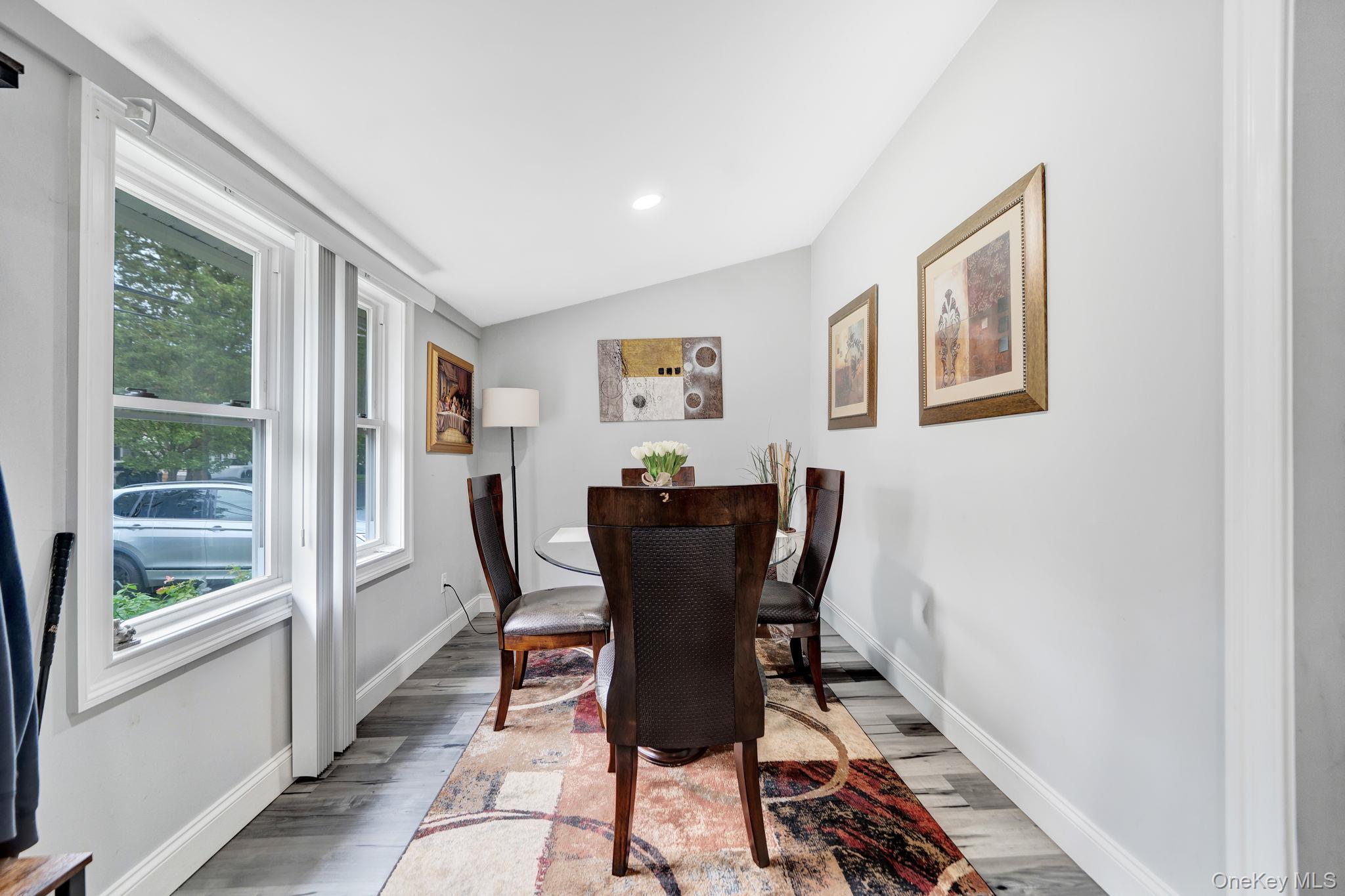 110 N Park Avenue Property Photo 6