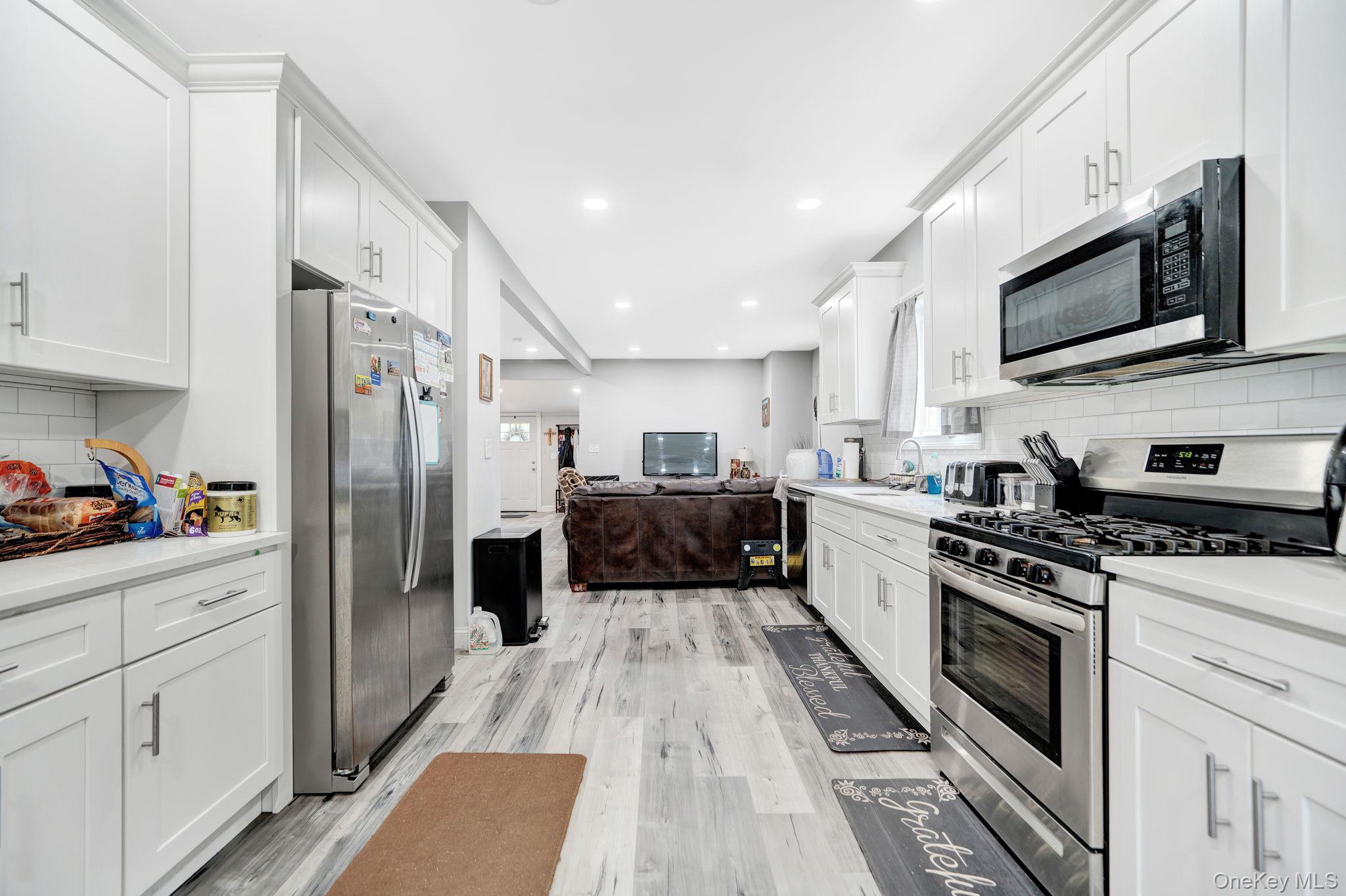 110 N Park Avenue Property Photo 14