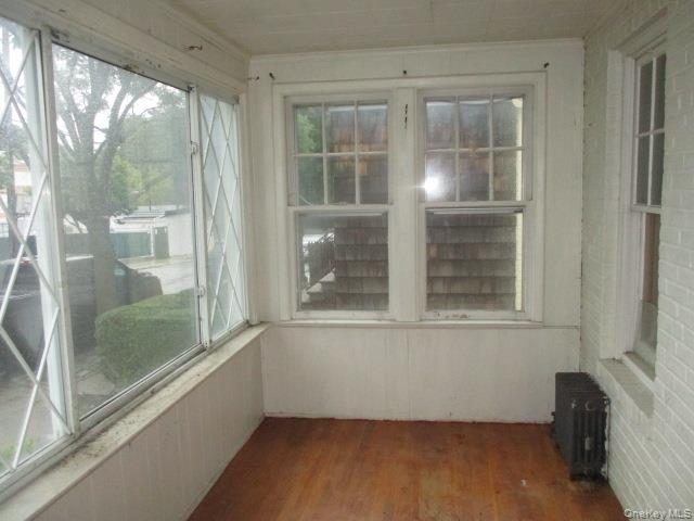 98 Marine Street Property Photo 3