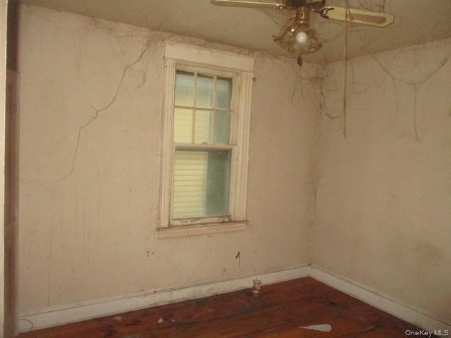 98 Marine Street Property Photo 8