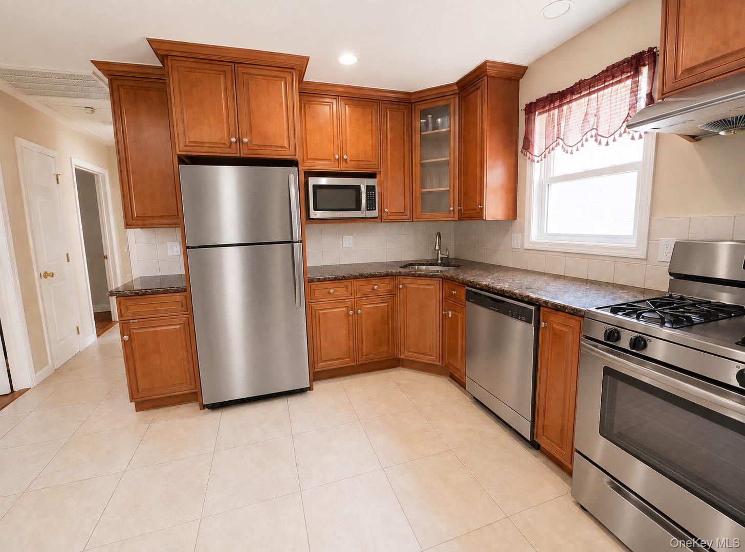 83 Heitz Place Property Photo 1