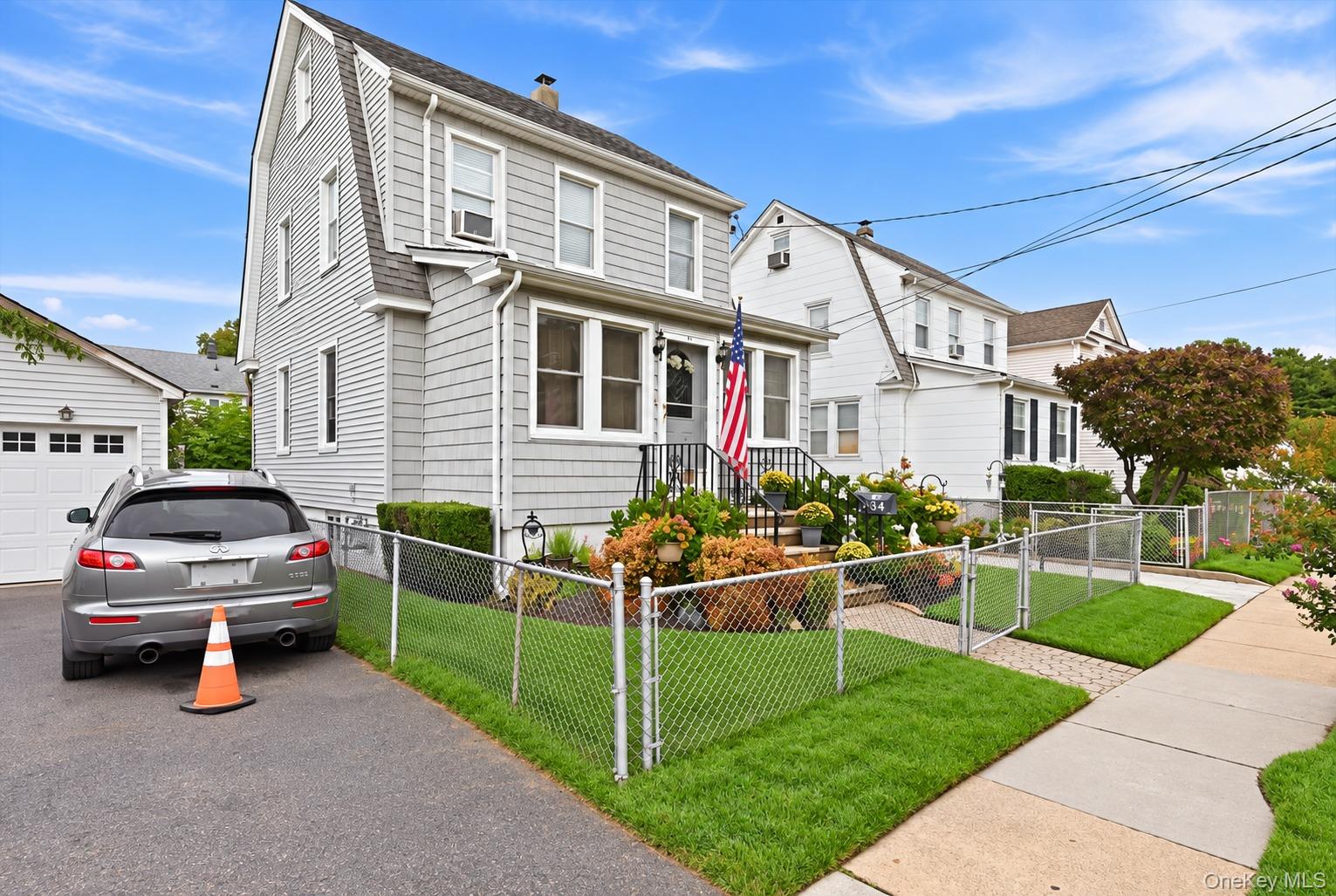 56 Elmwood Street Property Photo 1
