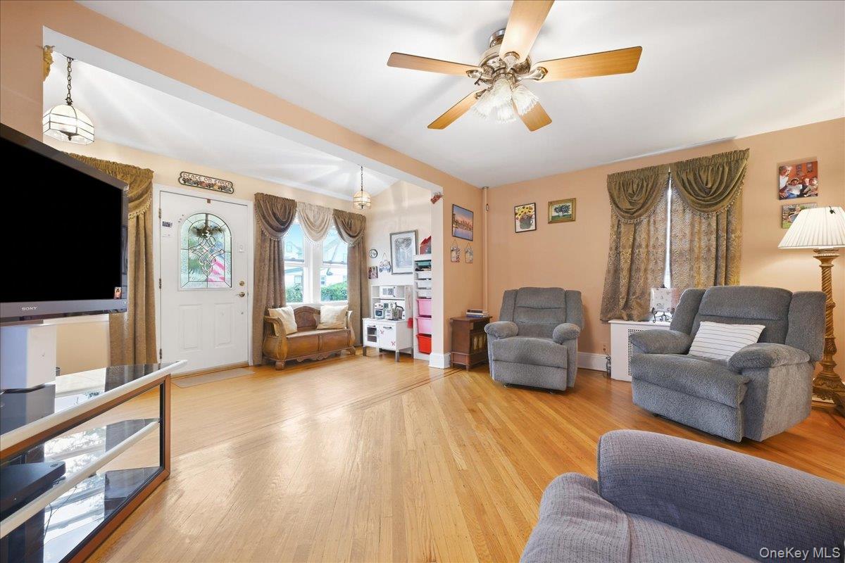 56 Elmwood Street Property Photo 6