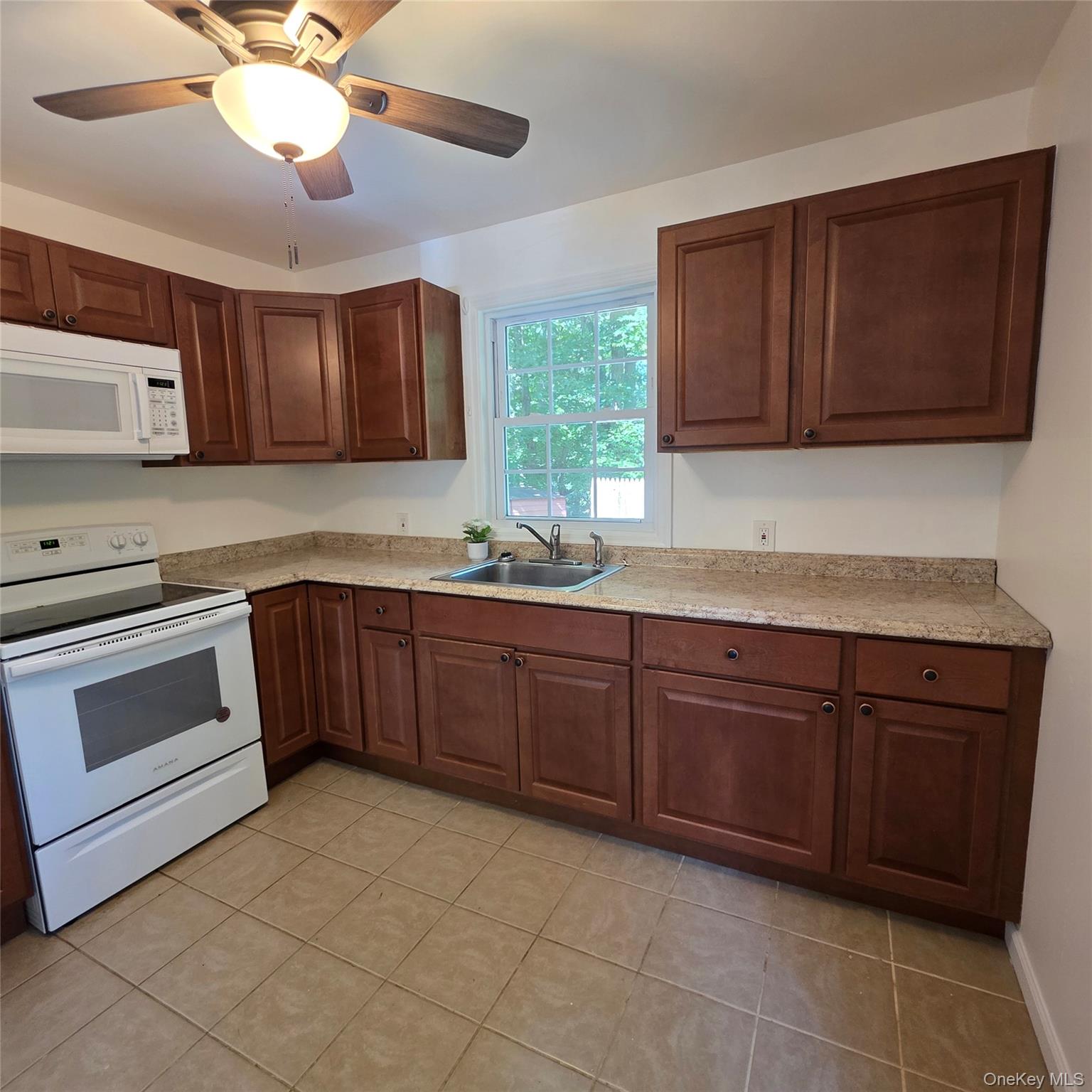 45 Christian Avenue Property Photo 6