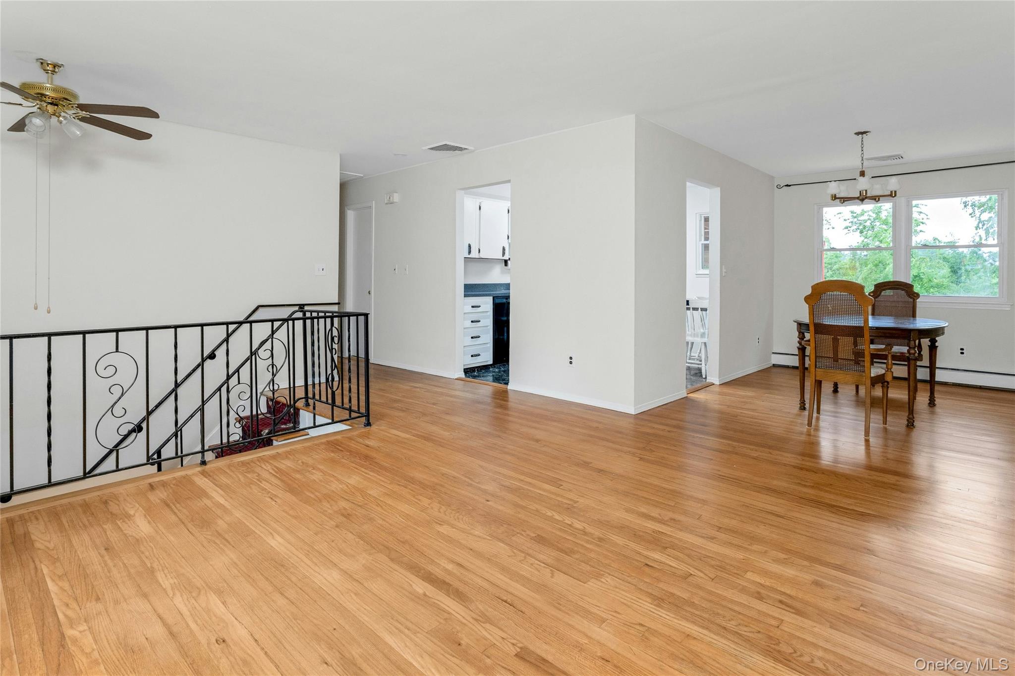 2743 Springhurst Street Property Photo 11
