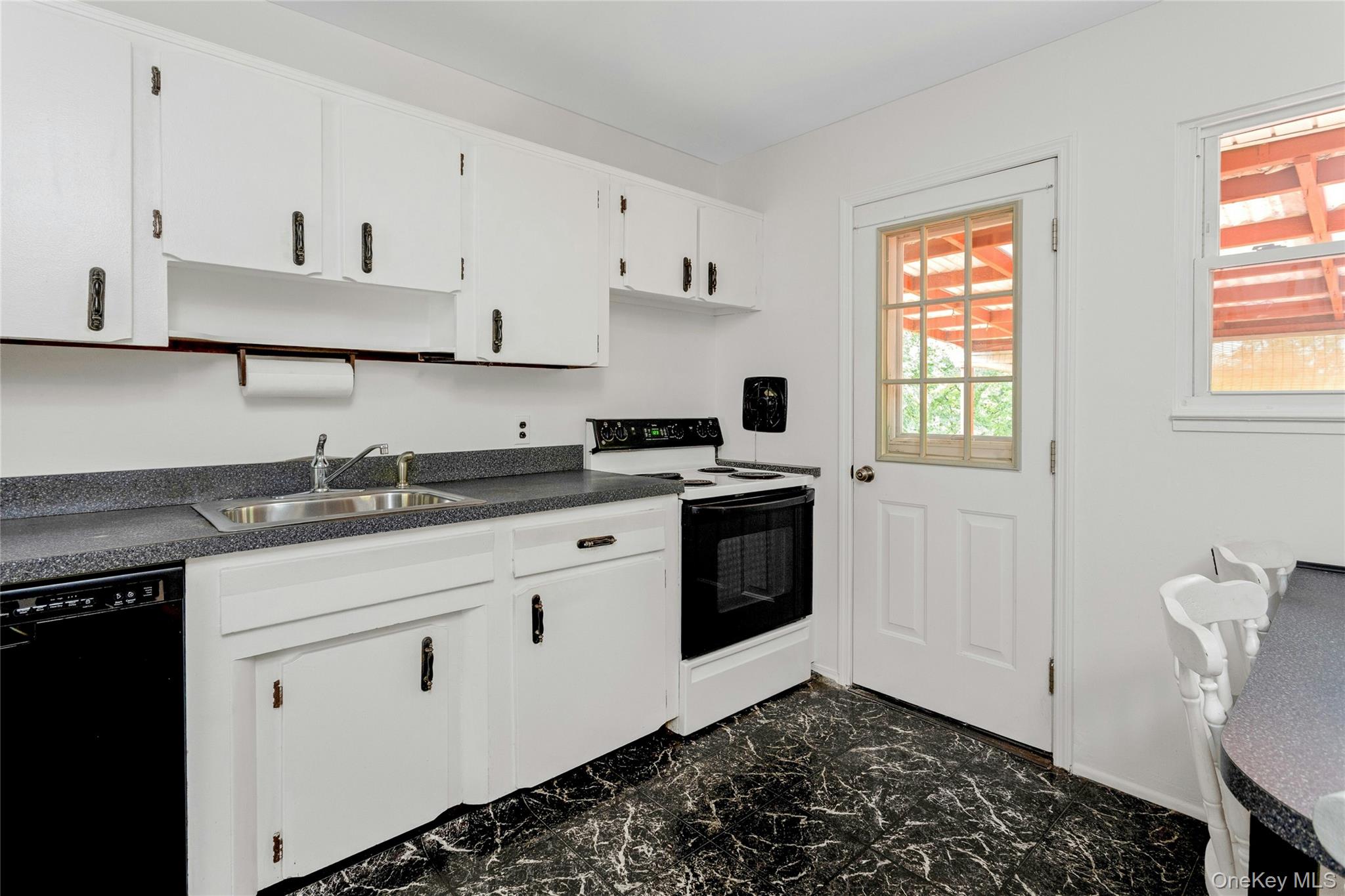 2743 Springhurst Street Property Photo 22