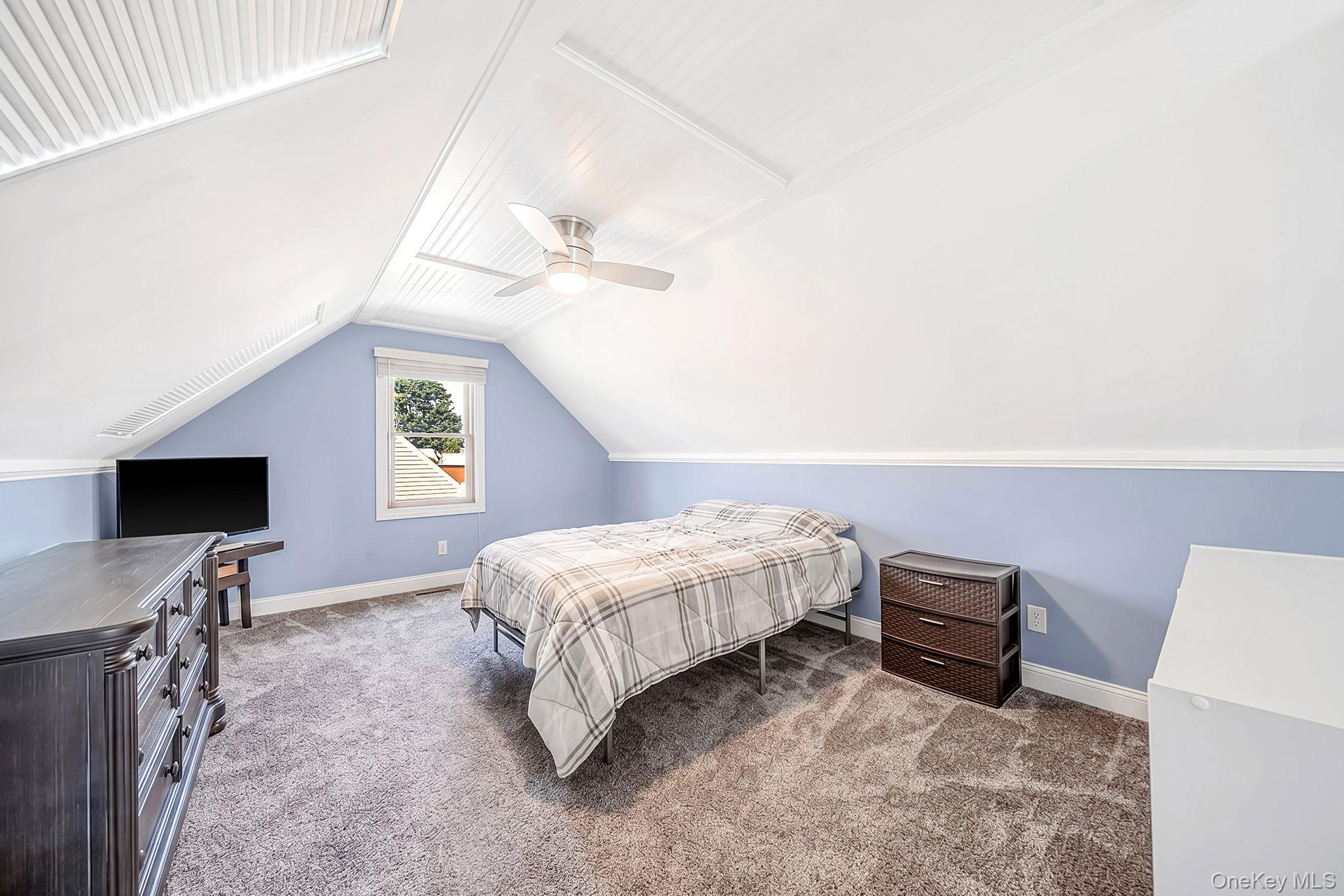 525 Secatogue Avenue Property Photo 20